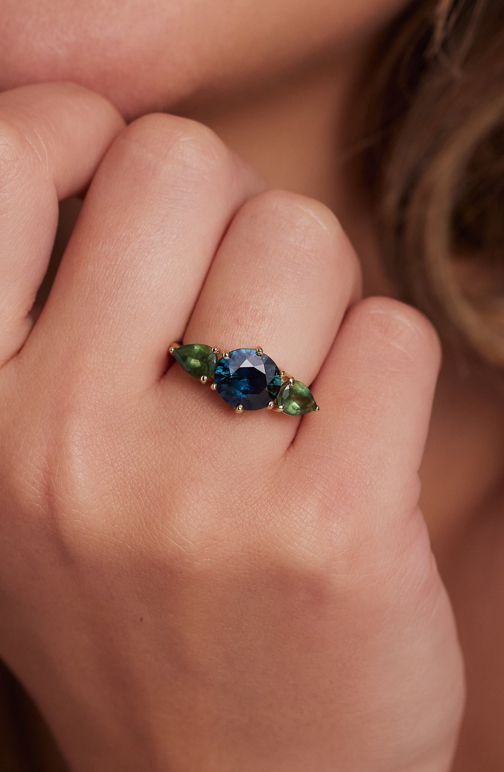 14K Yellow Gold Sapphire & Apatite Ring for Women - Elegant Jewelry Gift for Anniversary, Birthday & Special Occasions