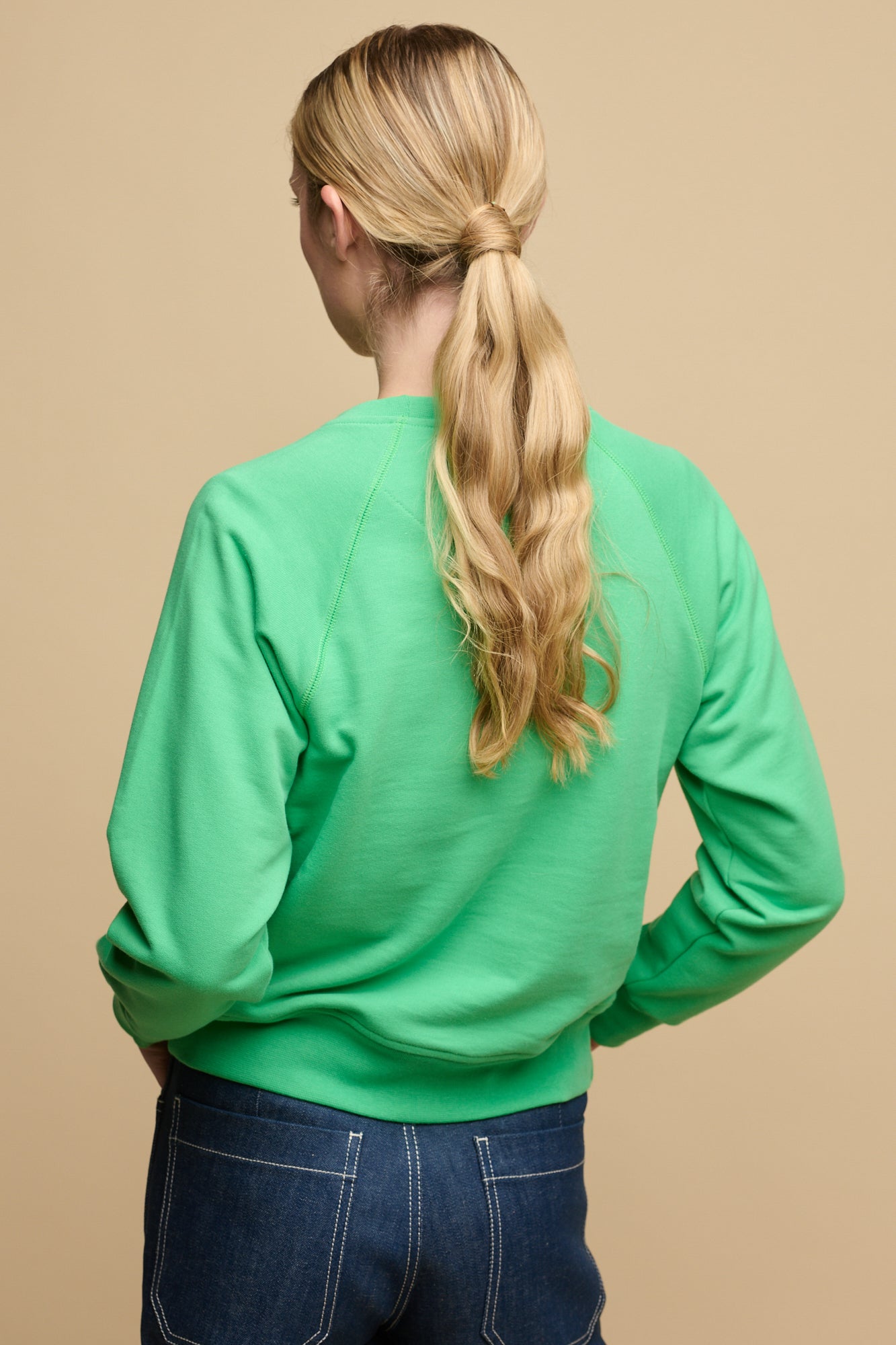Women's Apple Green Raglan Sweatshirt - Soft Casual Long Sleeve Pullover for Lounge, Workout & Everyday Wear