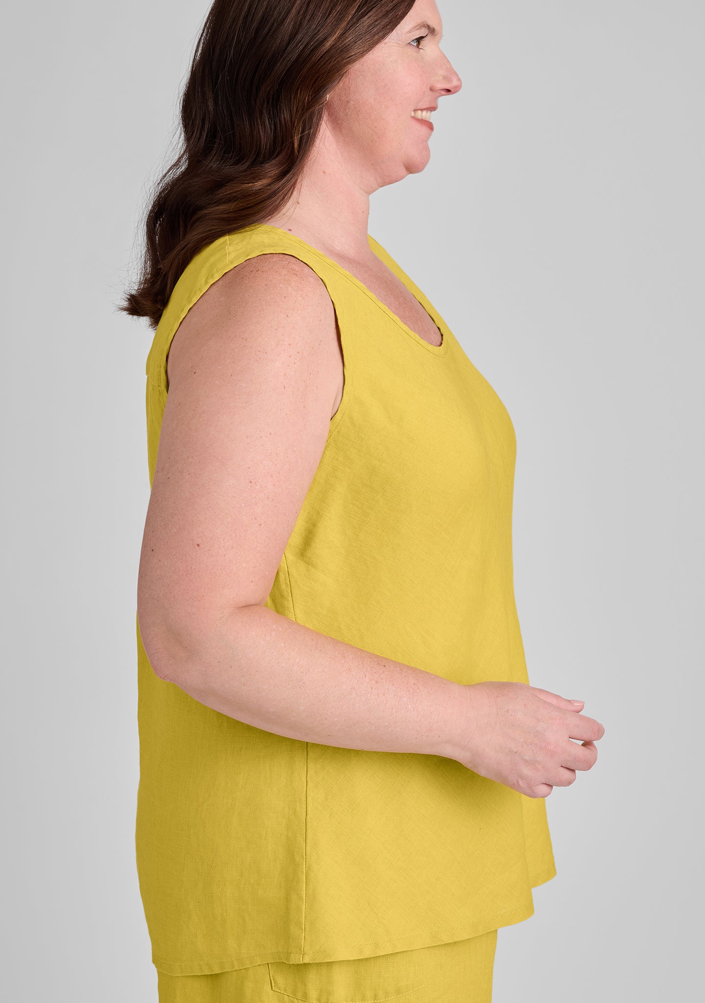 Jasmine Linen Tank Top for Women - Breathable Summer Casual Blouse for Beach, Travel & Everyday Wear