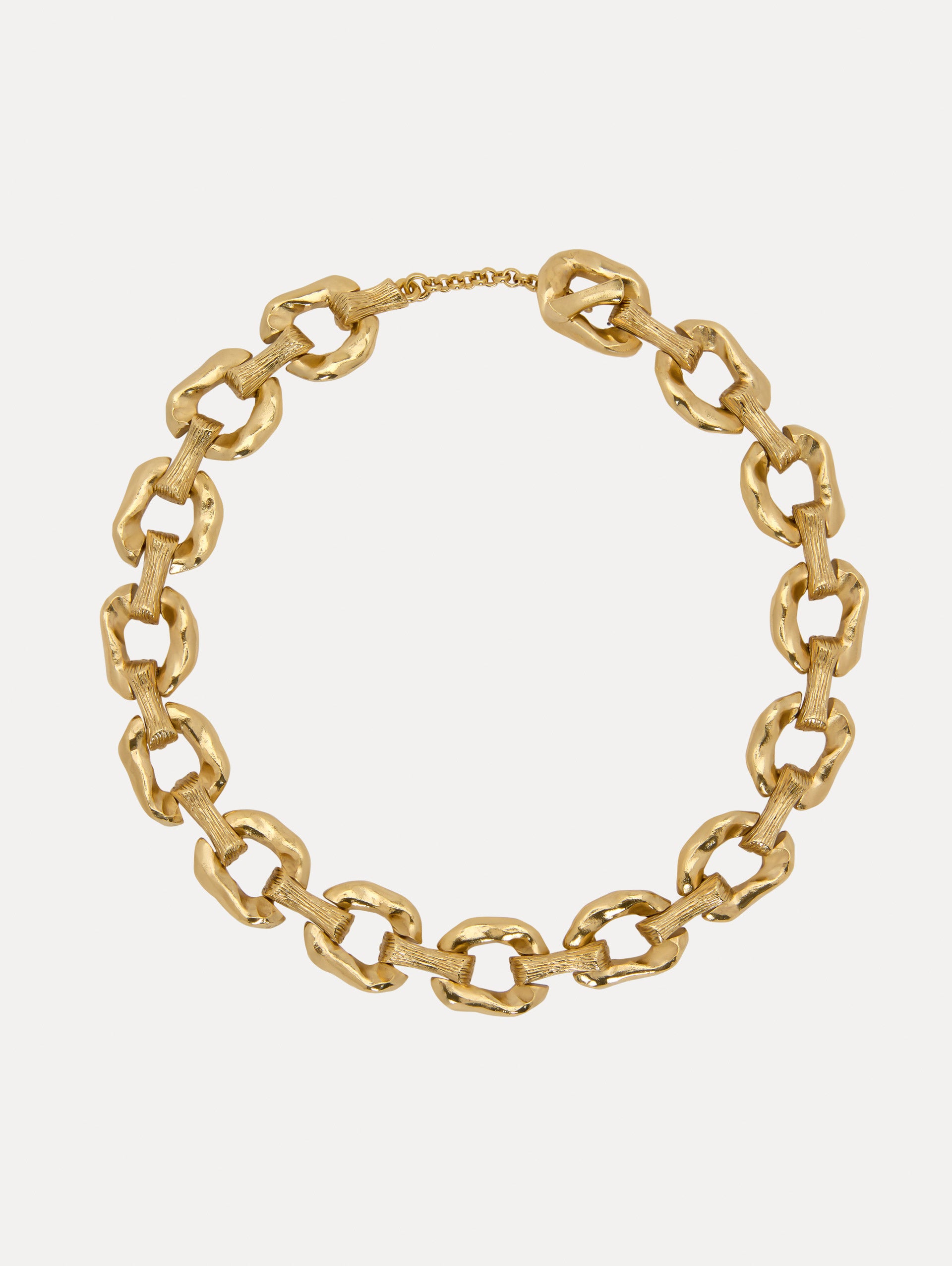 Stylish Oversized Chain Link Necklace for Women - Trendy Chunky Gold & Silver Layering Necklace Jewelry - Perfect for Casual Outfits, Parties, and Everyday Wear