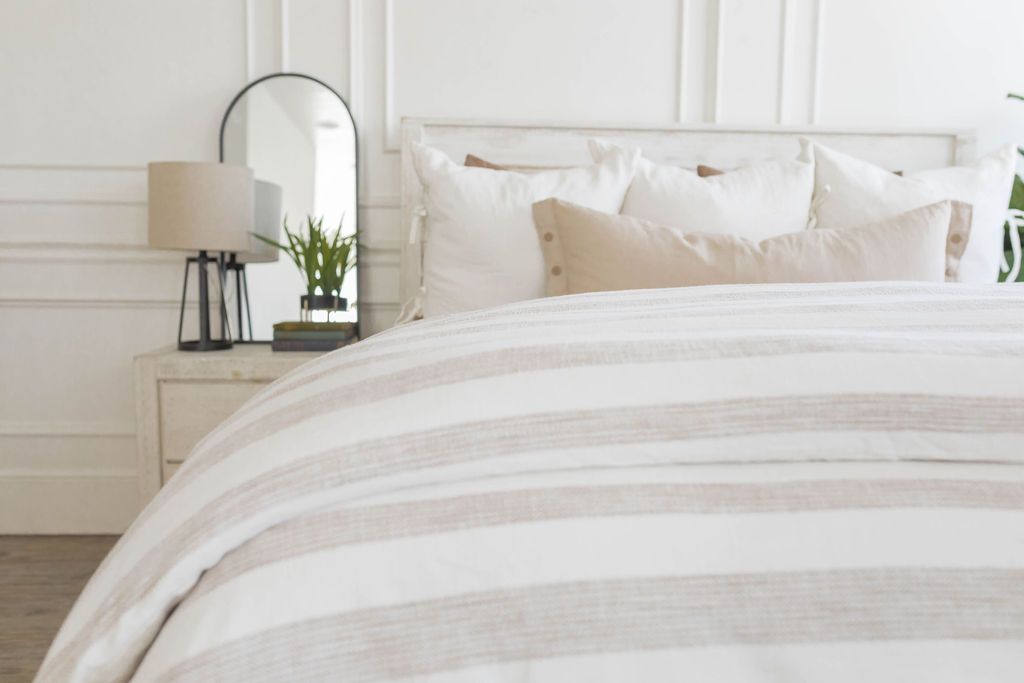 Premium Hayden Duvet Cover Set - Soft & Breathable Queen/King Size Bedding - Perfect for Cozy Bedrooms & Guest Rooms