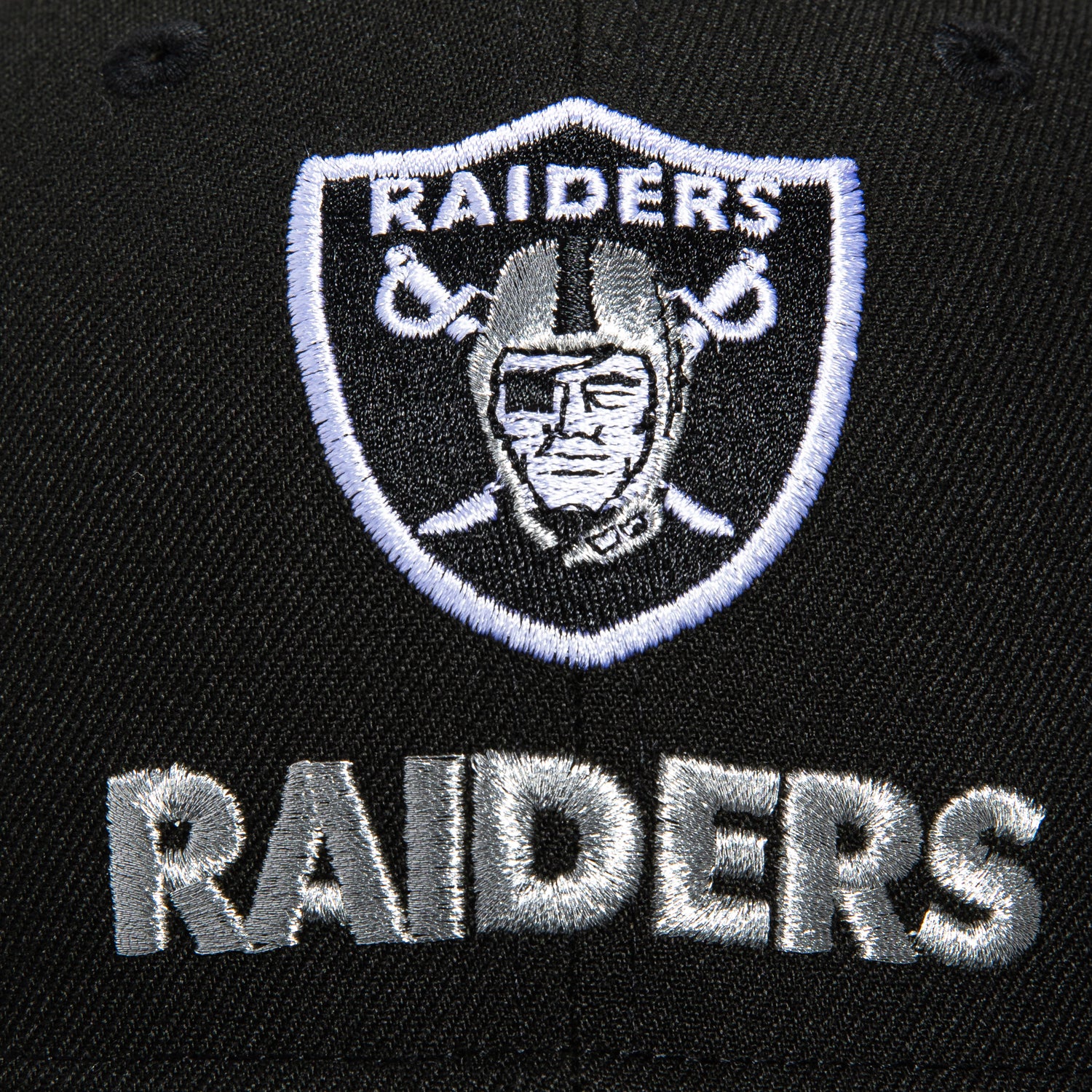 New Era 59Fifty Las Vegas Raiders Logo Adjustable Baseball Cap - Black NFL Fan Gear for Game Day & Casual Wear