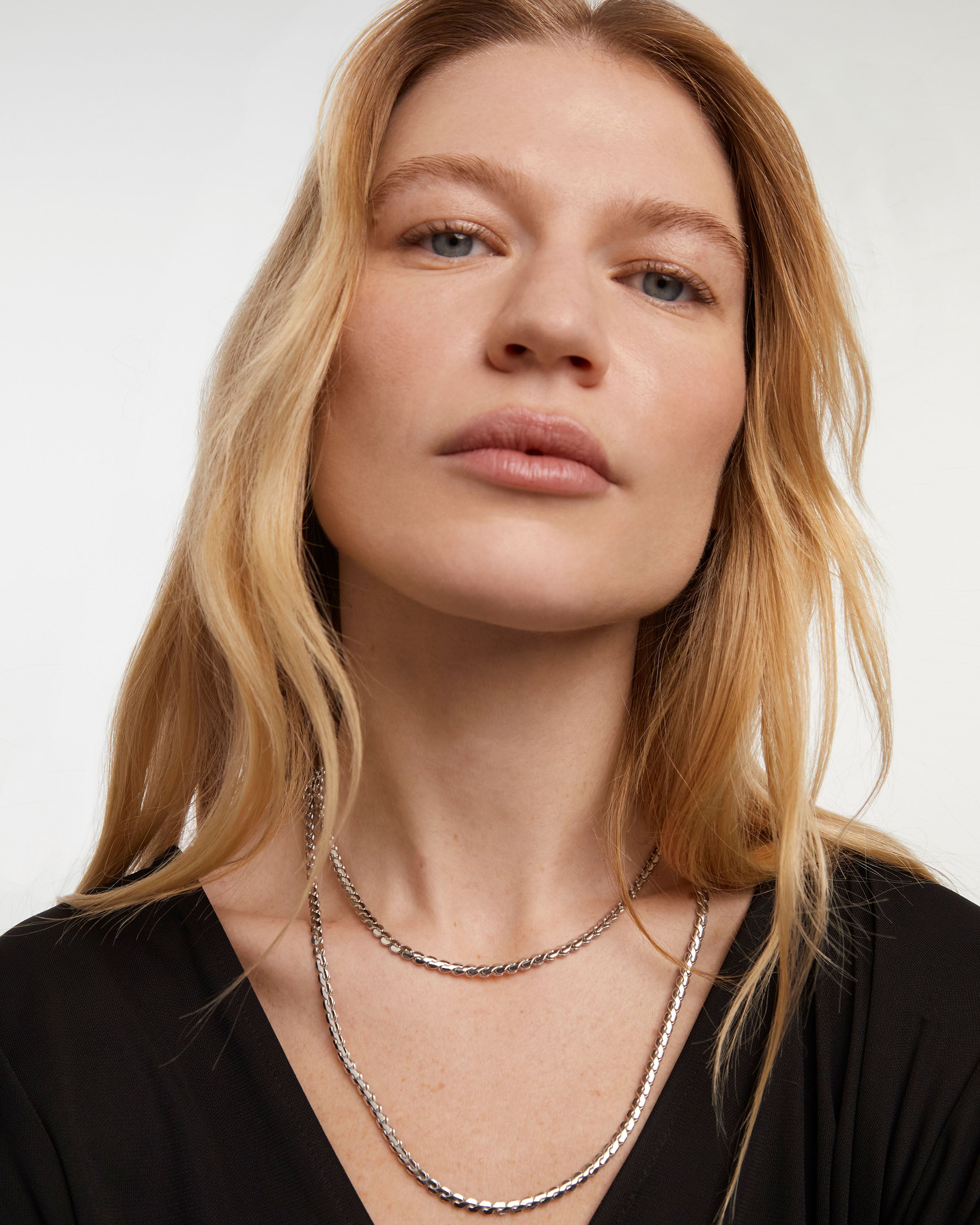 Stylish Large Serpentine Silver Chain Necklace for Women - Elegant Layering Piece for Everyday Wear, Date Nights & Special Occasions