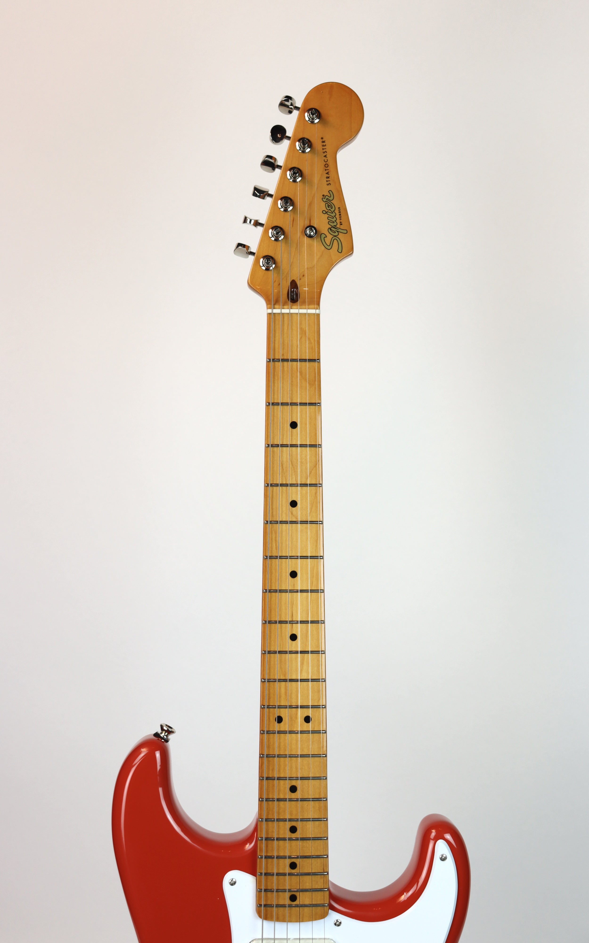 Squier Classic Vibe '50s Stratocaster Electric Guitar Bundle - Fiesta Red Finish with Fender Classic Series Hardshell Tweed Case | Perfect for Beginners, Home Studio Recording & Live Performances