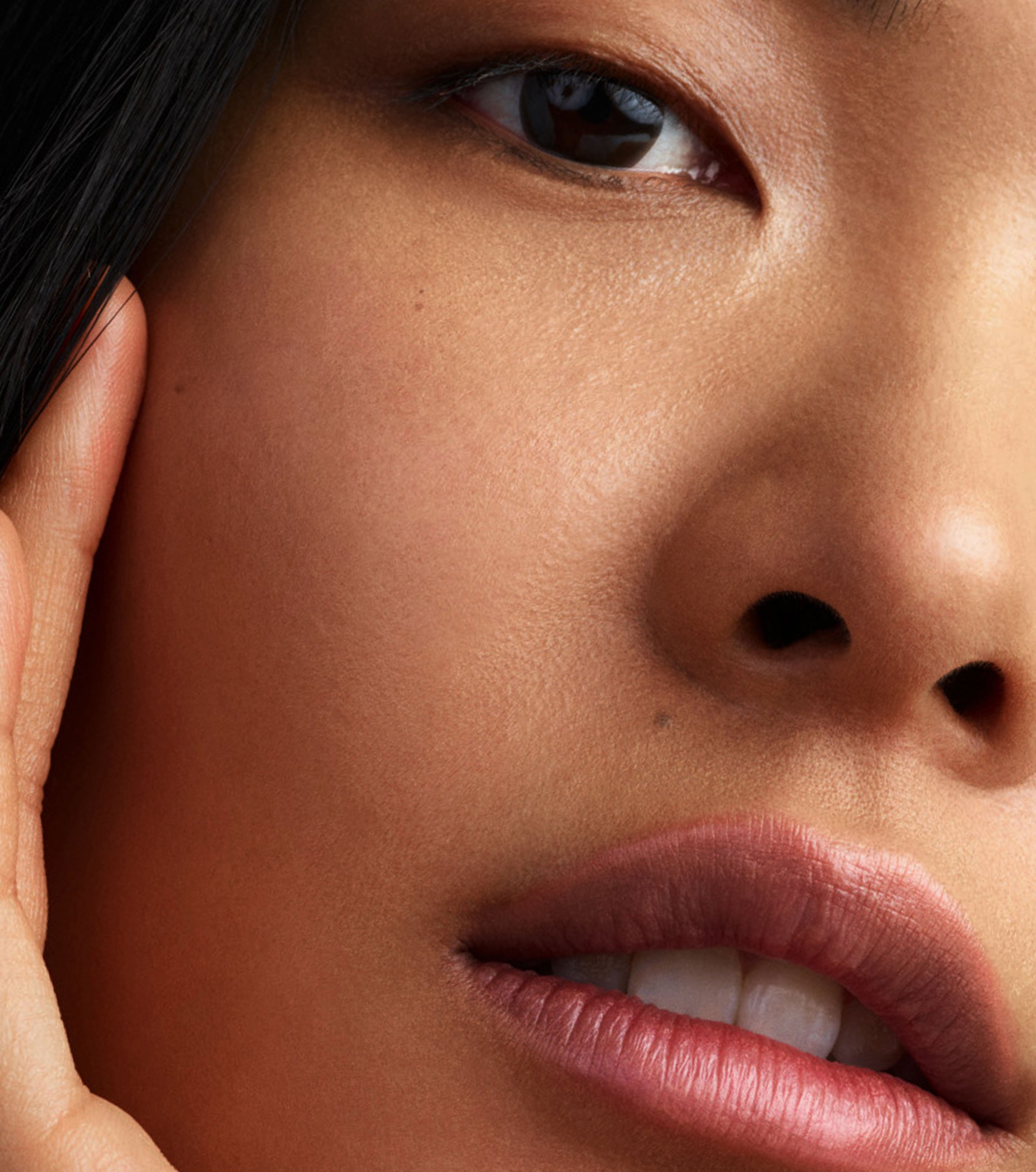 Vital Skin Foundation Stick - Atelier IX | Full Coverage, Long Lasting, Natural Finish | Perfect for Everyday Wear & Special Occasions