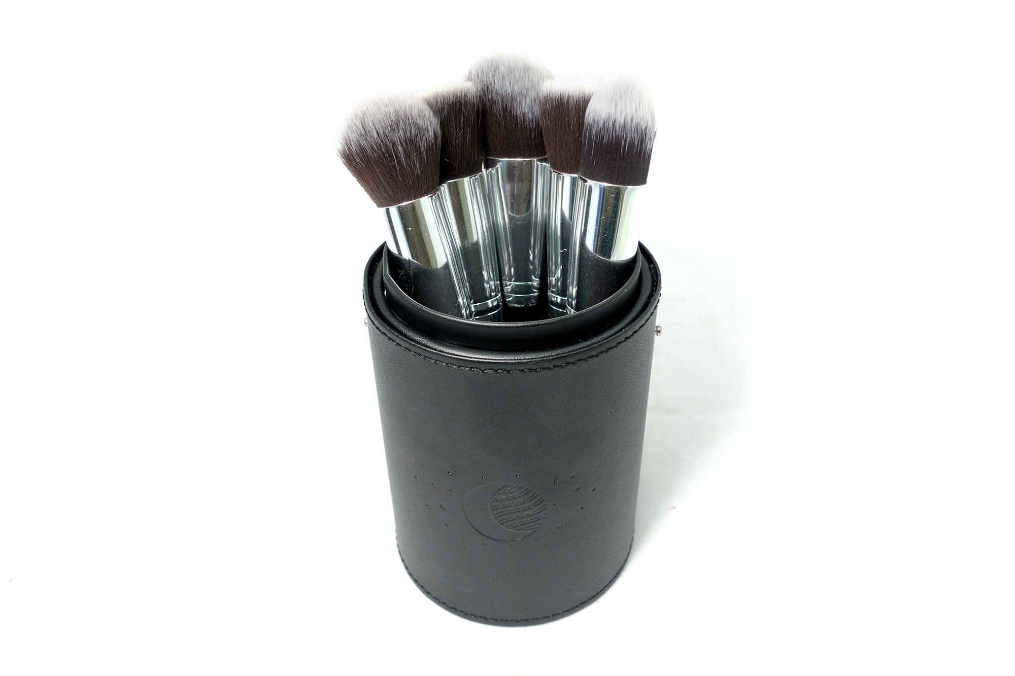 Premium 5-Piece Kabuki Makeup Brush Set with Travel Case - Professional Makeup Brushes for Foundation, Blush & Powder Application - Perfect for Home, Travel & Professional Makeup Artists
