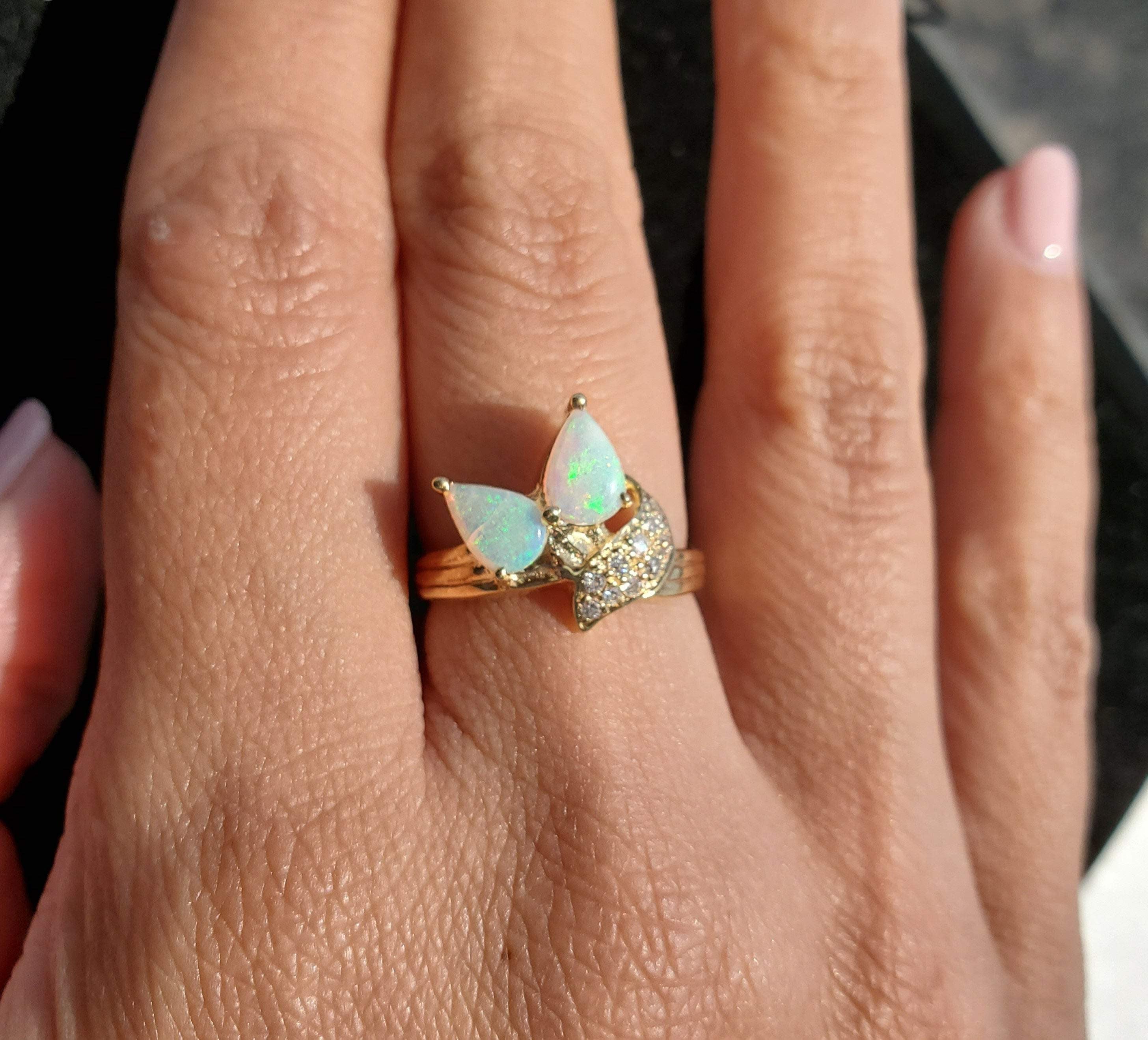 Exquisite Pear Shaped Opal Diamond Ring - 14K White Gold Vintage Engagement Ring for Women, Wedding Band, Anniversary Gift | Perfect for Proposals, Bridal Jewelry & Special Occasions