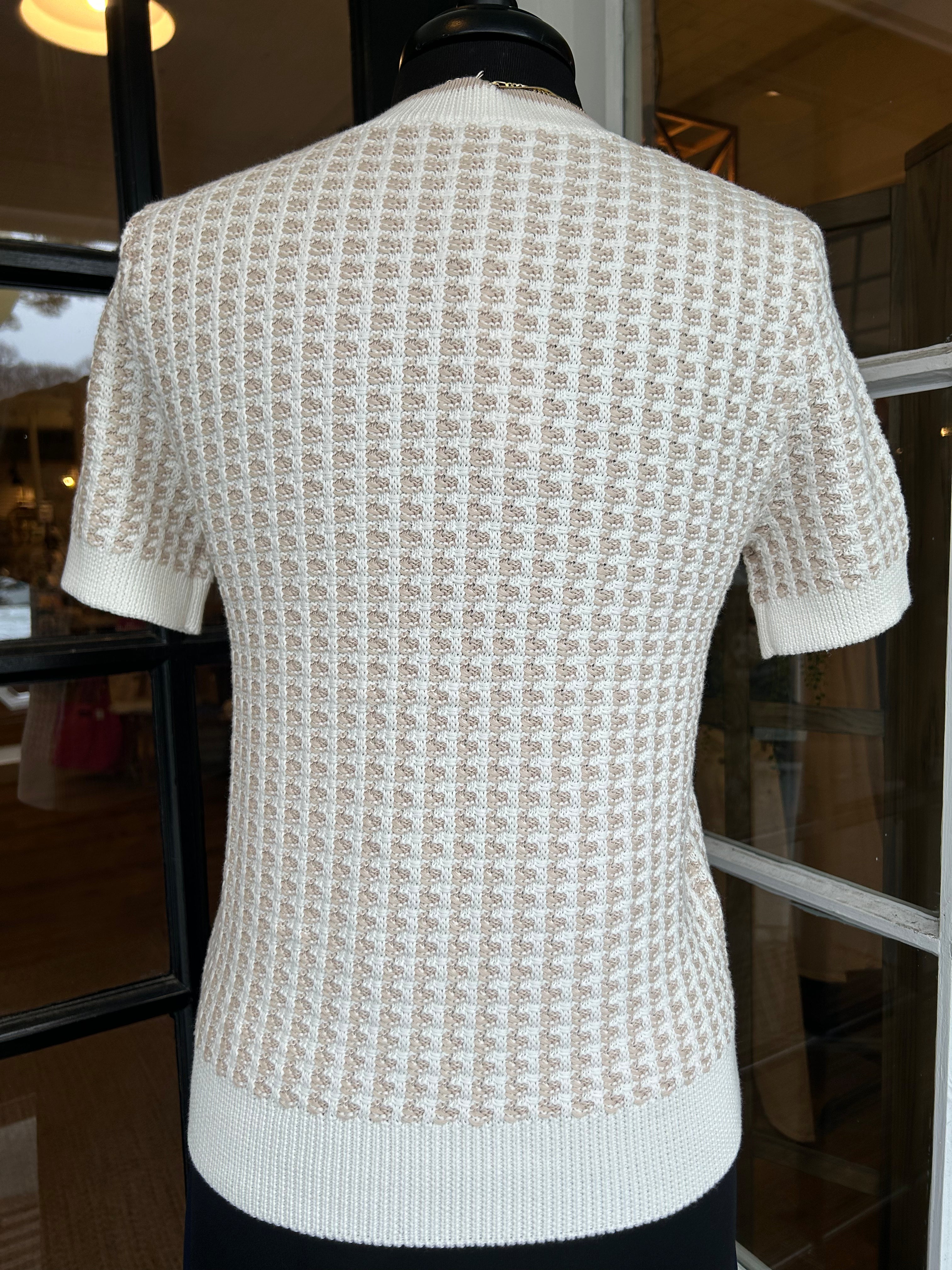 Cozy Knit Short Sleeve Sweater for Women - Soft Casual Pullover Top - Perfect for Spring & Fall Layering, Office Wear & Weekend Outfits
