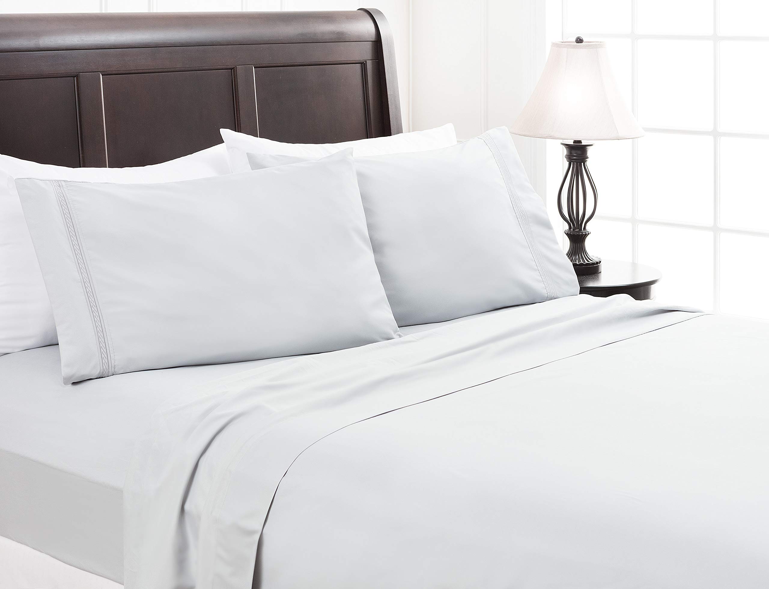 Chanasya Premium Soft Gray Queen Bed Sheets Set 4-Piece - 100% Breathable Percale Microfiber Sheets with Deep Pockets - Wrinkle & Fade Resistant Bedding (Queen, Silver) - Perfect for Master Bedroom, Guest Room & Vacation Homes