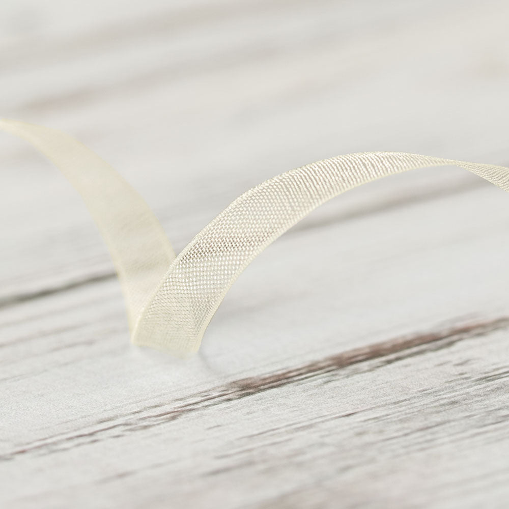 6mm Ivory Organza Ribbon - Elegant Gift Wrapping, Wedding Decor & Craft Supplies for DIY Projects