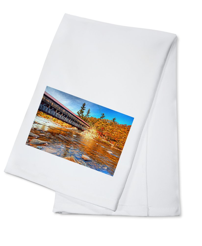 100% Cotton Tea Towel - Covered Bridge & Fall Colors Decorative Hand Towel | Kitchen Towel, Dish Towel & Home Decor for Farmhouse, Rustic & Autumn Themed Kitchens