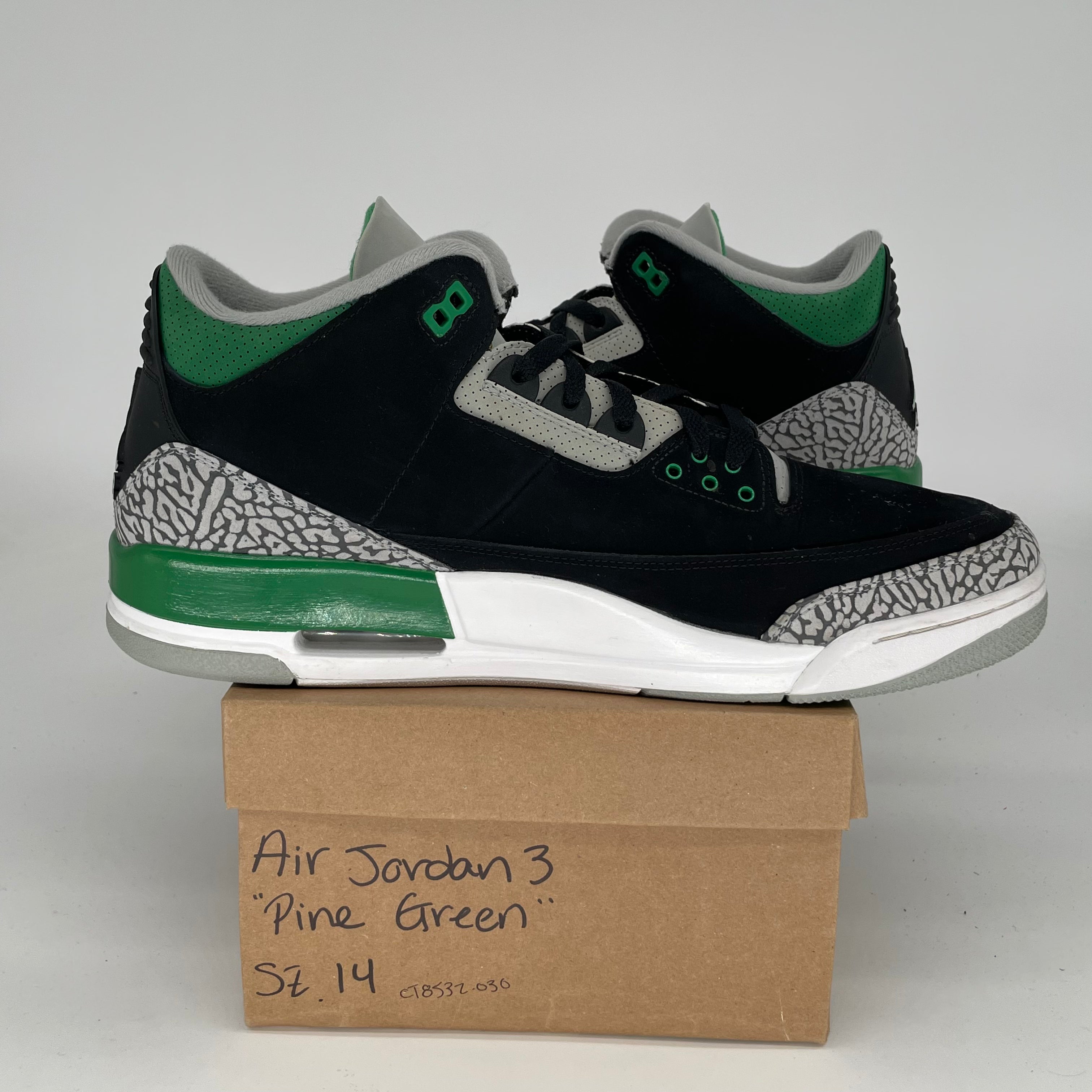 AIR JORDAN 3 Retro Pine Green Basketball Shoes Men's Size 14 (CT8532-030) - Perfect for Sneaker Collectors & Basketball Players