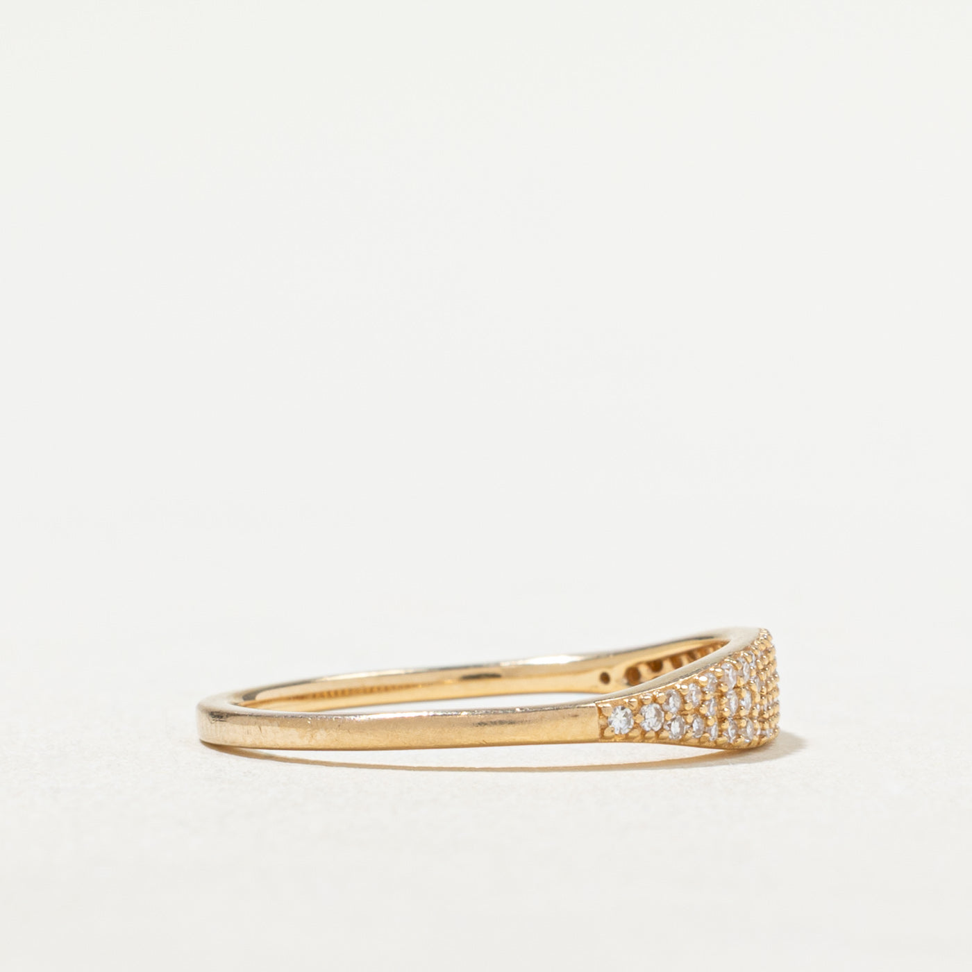 Pavé Set Diamond Tapered Band Ring - 0.13 Carat Total Weight (ctw) - Size 6 - Perfect for Engagement, Wedding, Anniversary & Special Occasion Gifts