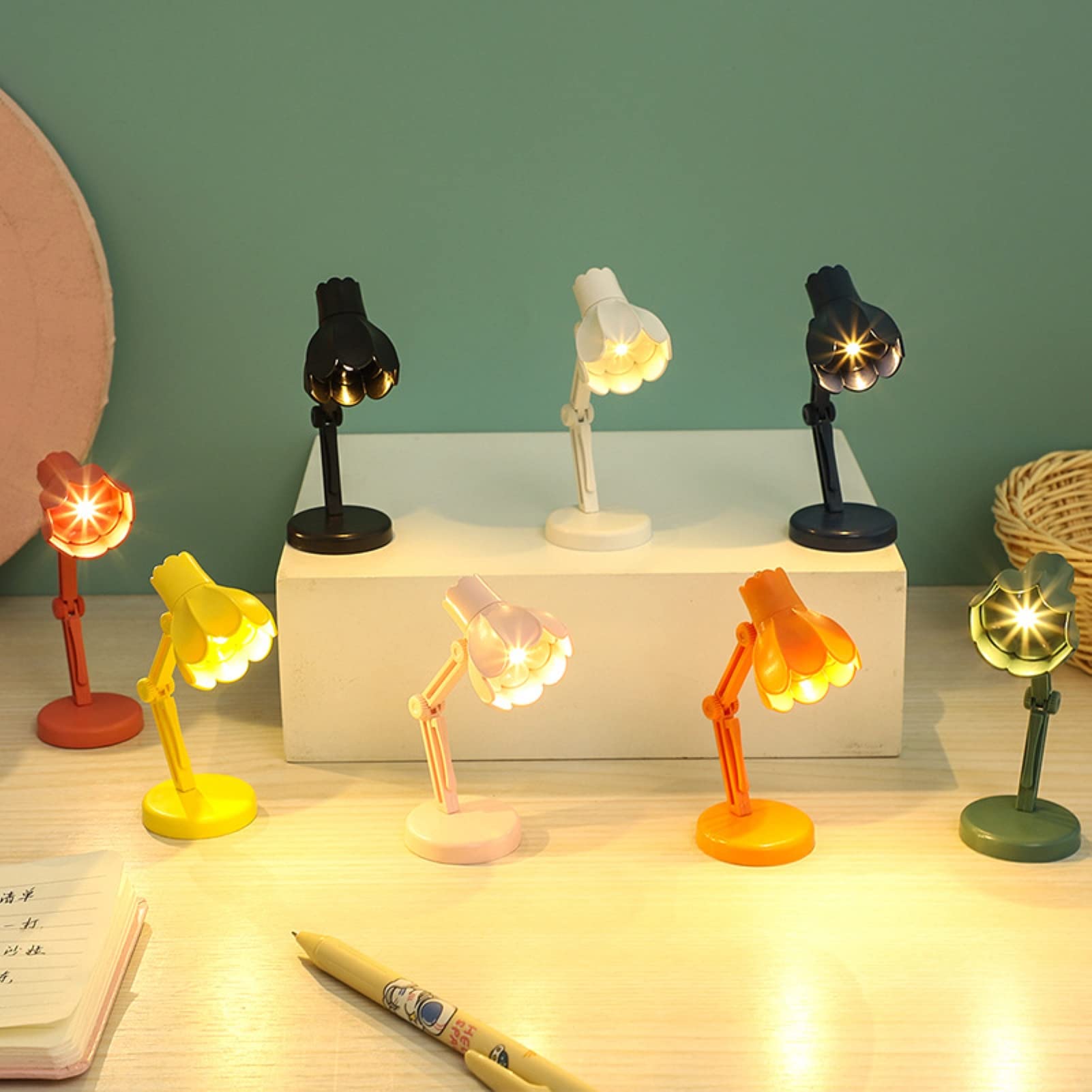 **Portable LED Desk Lamp with Eye Protection - Magnetic Flower Shape Design, Perfect for Reading, Dorm Room & New Year Gifts (Black) - Ideal for Study, Office & Nighttime Use**