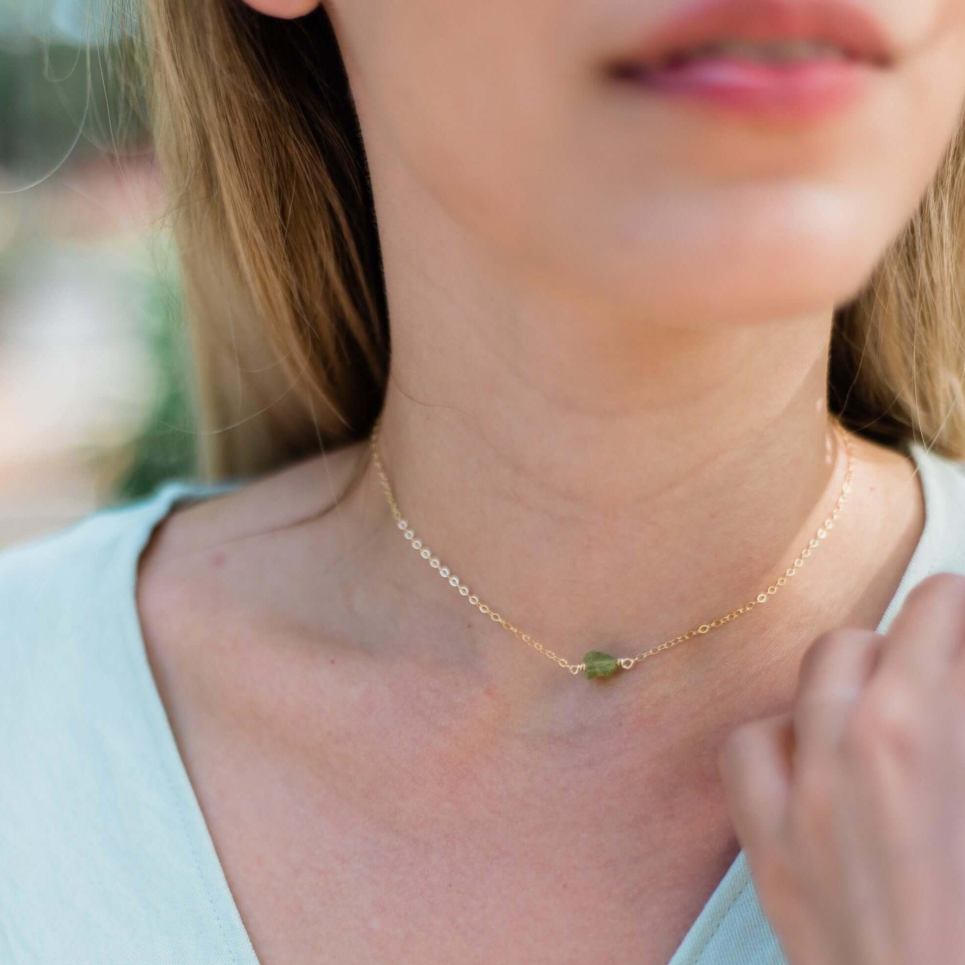 Natural Tiny Raw Peridot Crystal Nugget Choker Necklace - Dainty Bohemian Jewelry for Women, Perfect for Everyday Wear & Spiritual Healing