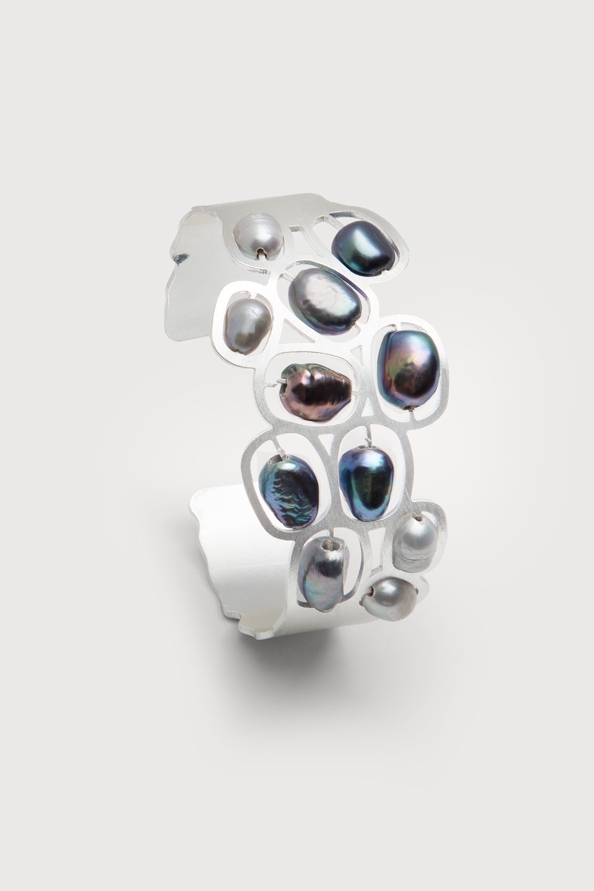 Elegant Pearl Cut Out Waved Cuff Bracelet for Women - Fashion Jewelry for Party, Wedding & Special Occasions