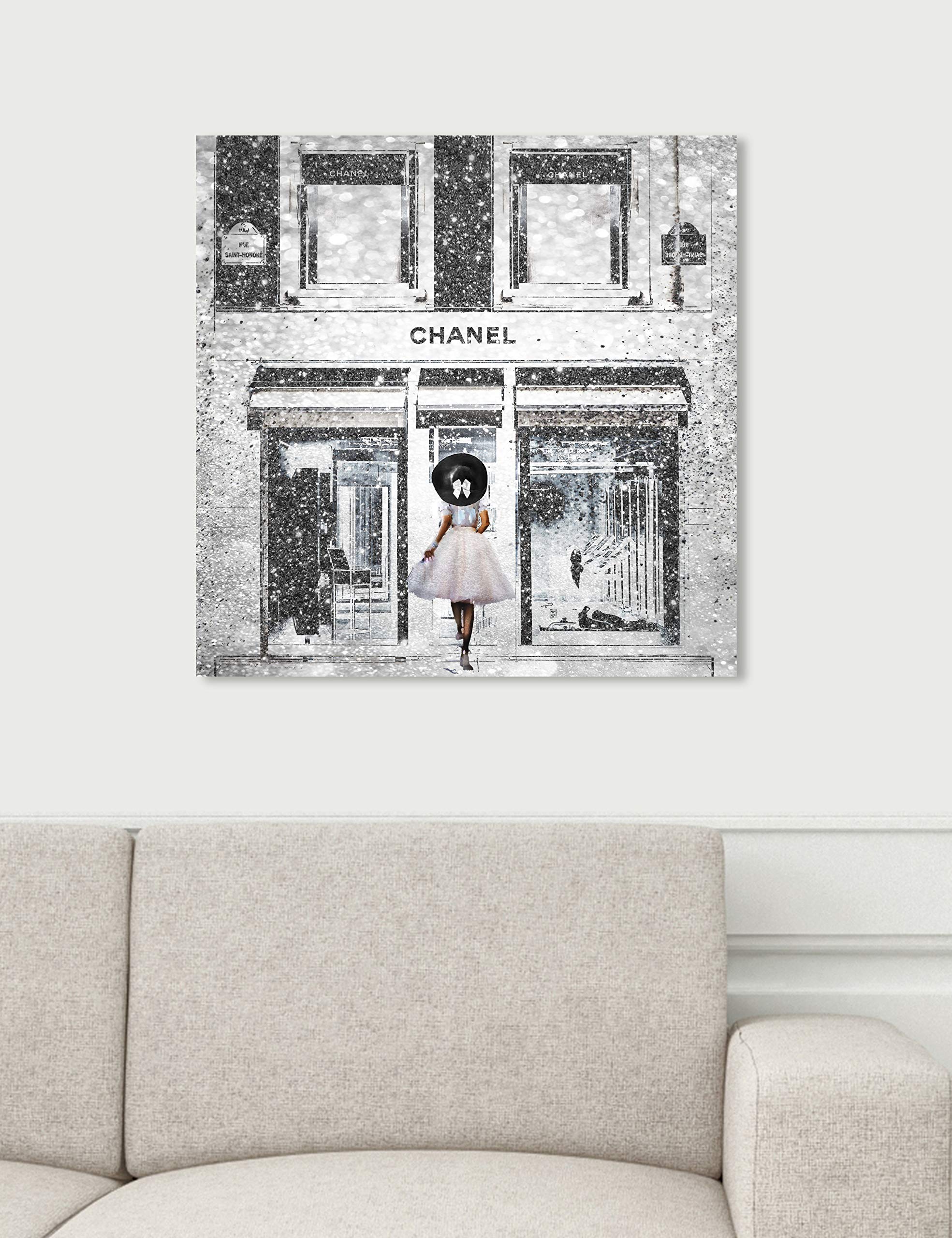 Queen of the Store Caramel Fashion Wall Art Canvas Print - Elegant Home Decor for Living Room, Bedroom & Office
