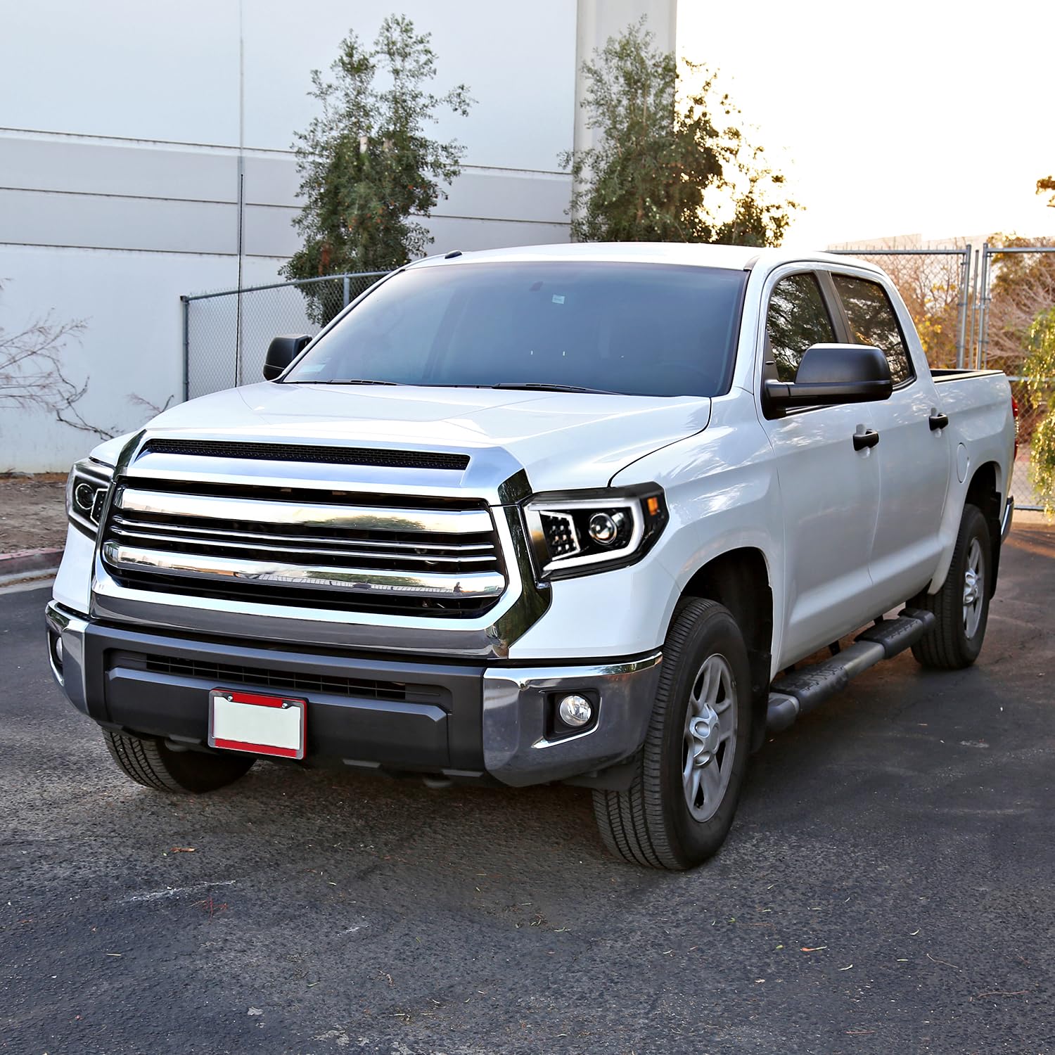 Spec-D Tuning Jet Black Projector Headlights with LED Light Bar - Compatible with 2014-2021 Toyota Tundra - Left & Right Pair Headlamp Assembly - Upgrade for Off-Road & Night Driving Visibility