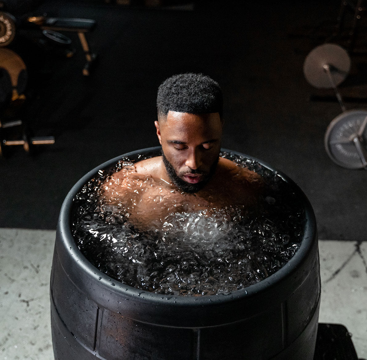 Ice Barrel - Cold Plunge Therapy Tub for Recovery & Wellness - Portable Ice Bath for Athletes, Fitness & Muscle Relaxation - Perfect for Post-Workout, Cryotherapy & Hydrotherapy at Home
