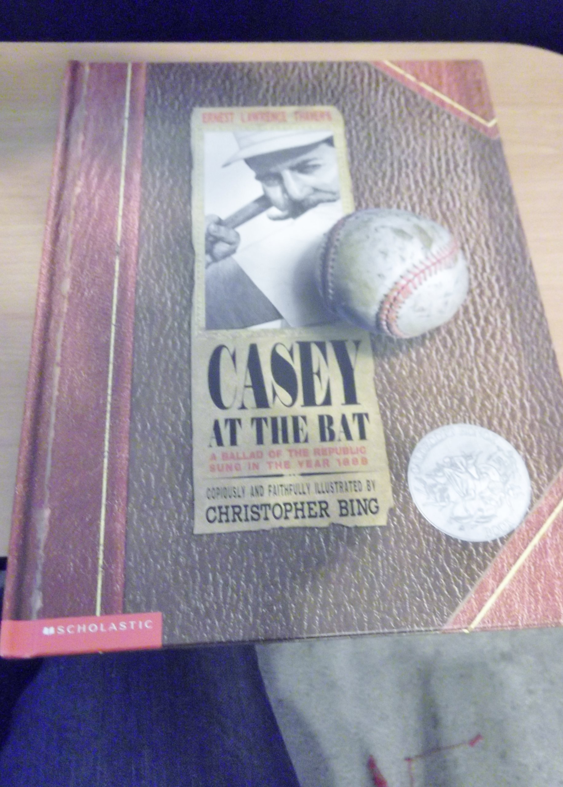 Casey at the Bat: A Caldecott Honor Book - Classic 1888 Baseball Poem | Perfect for Baseball Fans, Poetry Lovers & Classroom Read-Alouds