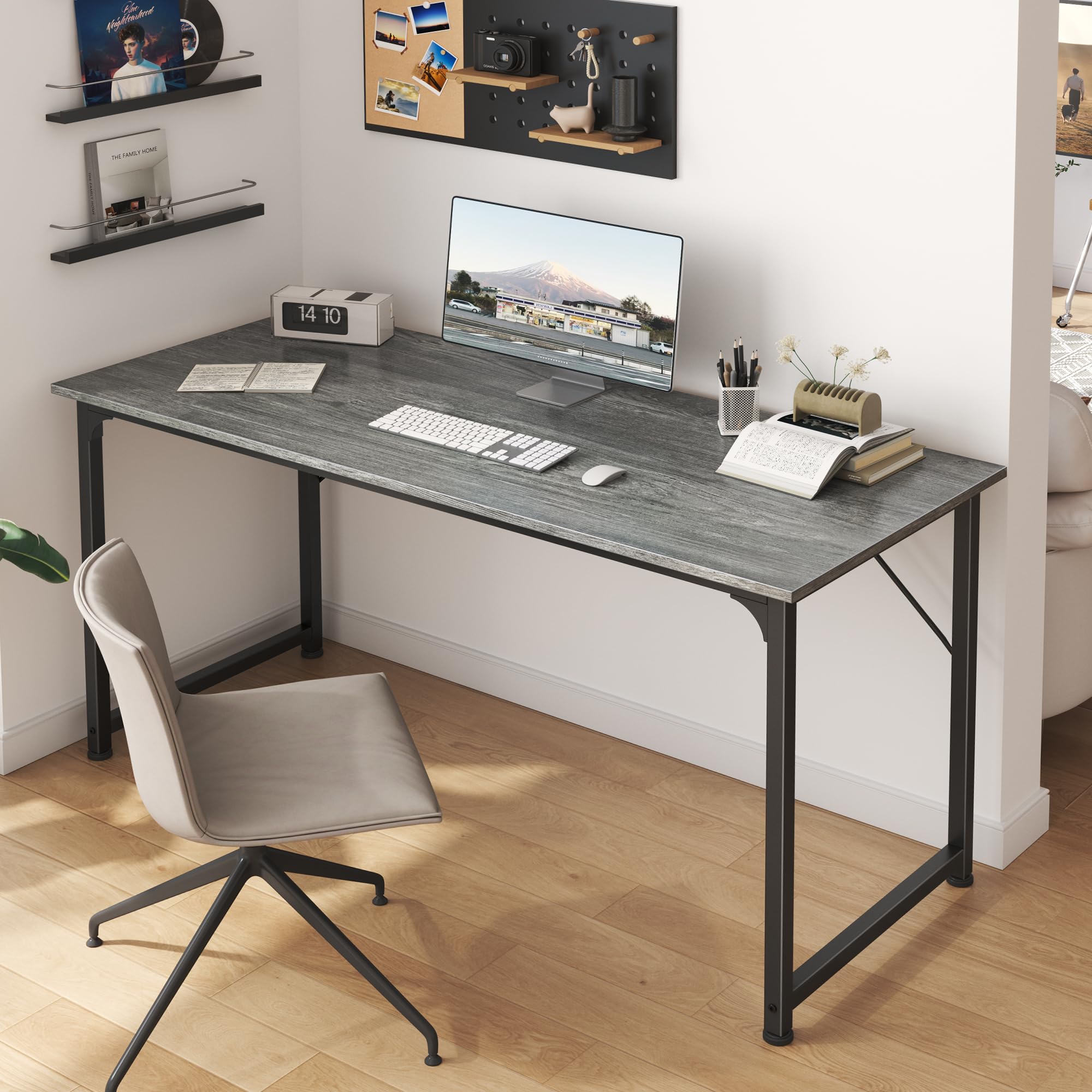 Huuger 55 Inch Modern Simple Office Desk - Sturdy Metal Frame Gaming & Work Desk with Storage, Large Legroom Space, Grey - Perfect for Home Office, Gaming Setup & Small Workspaces