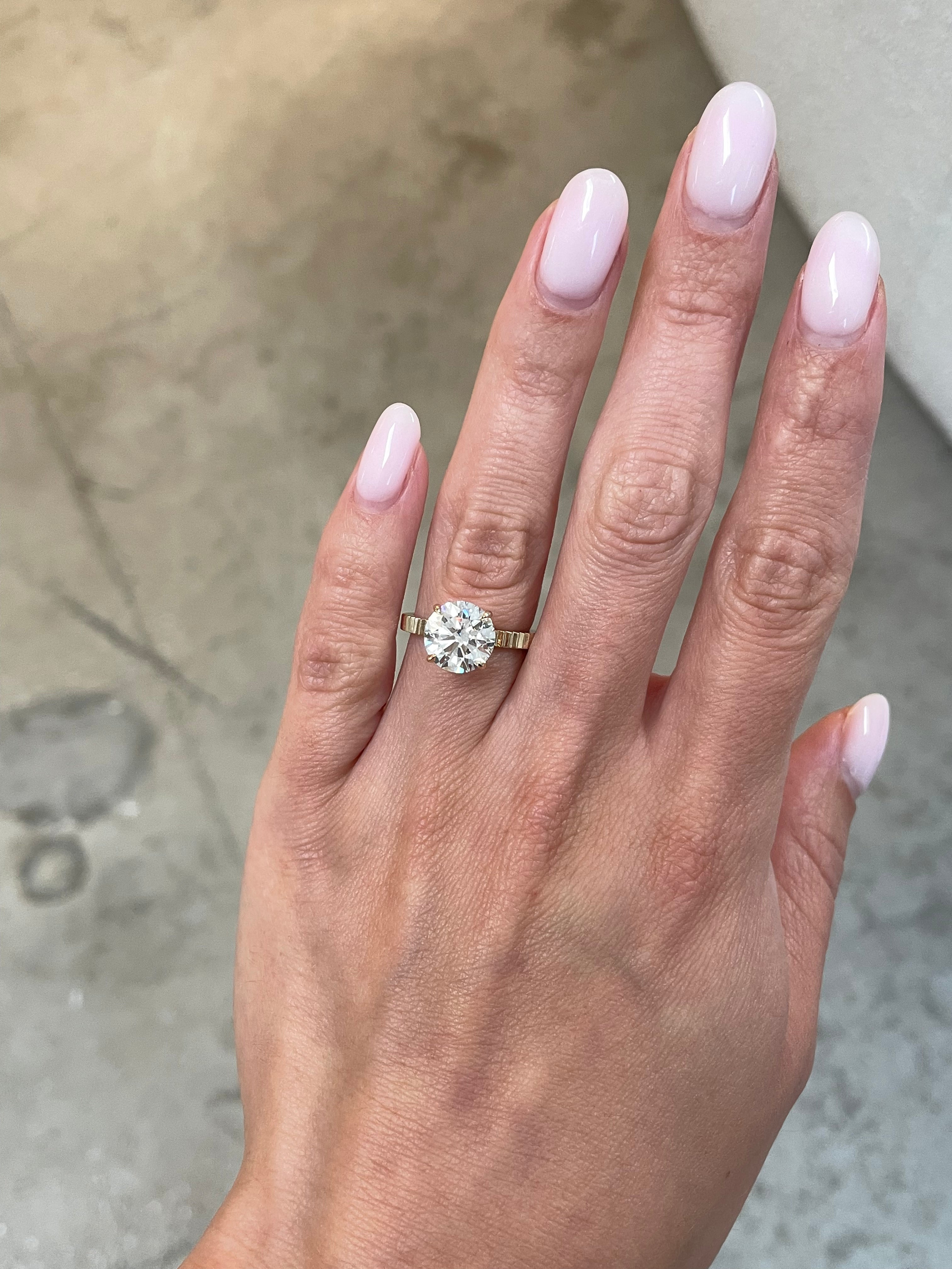 3.02 Carat Lab Grown Diamond Round Brilliant Cut Fluted Solitaire Engagement Ring - Perfect for Proposals, Weddings & Anniversary Gifts