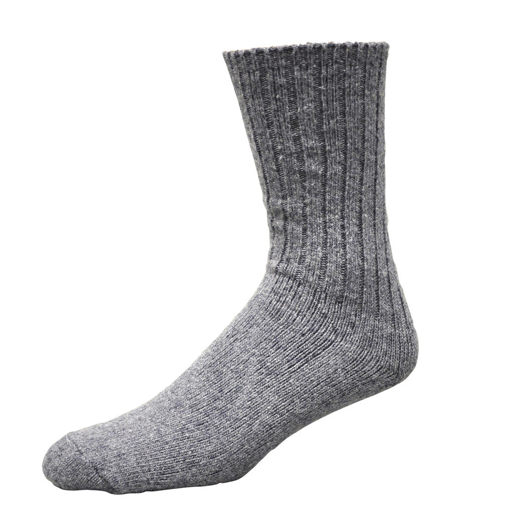 Duray Men's Outdoor Hiking Socks - Moisture Wicking & Breathable Performance Socks for Trail Running, Camping & Adventure Activities
