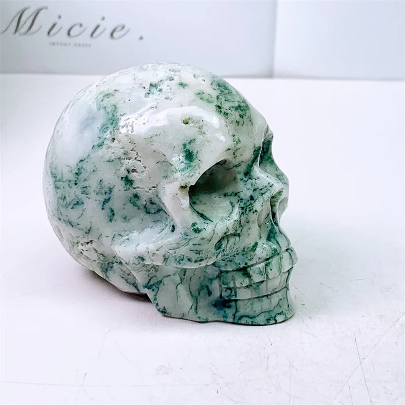 Natural Moss Agate Skull Carving - Mini Crystal Stone Figurine (425g) for Home Decor, Witchcraft Altar, Halloween Decoration & Spiritual Gift - Handcrafted Healing Stone for Meditation, Yoga & Energy Work
