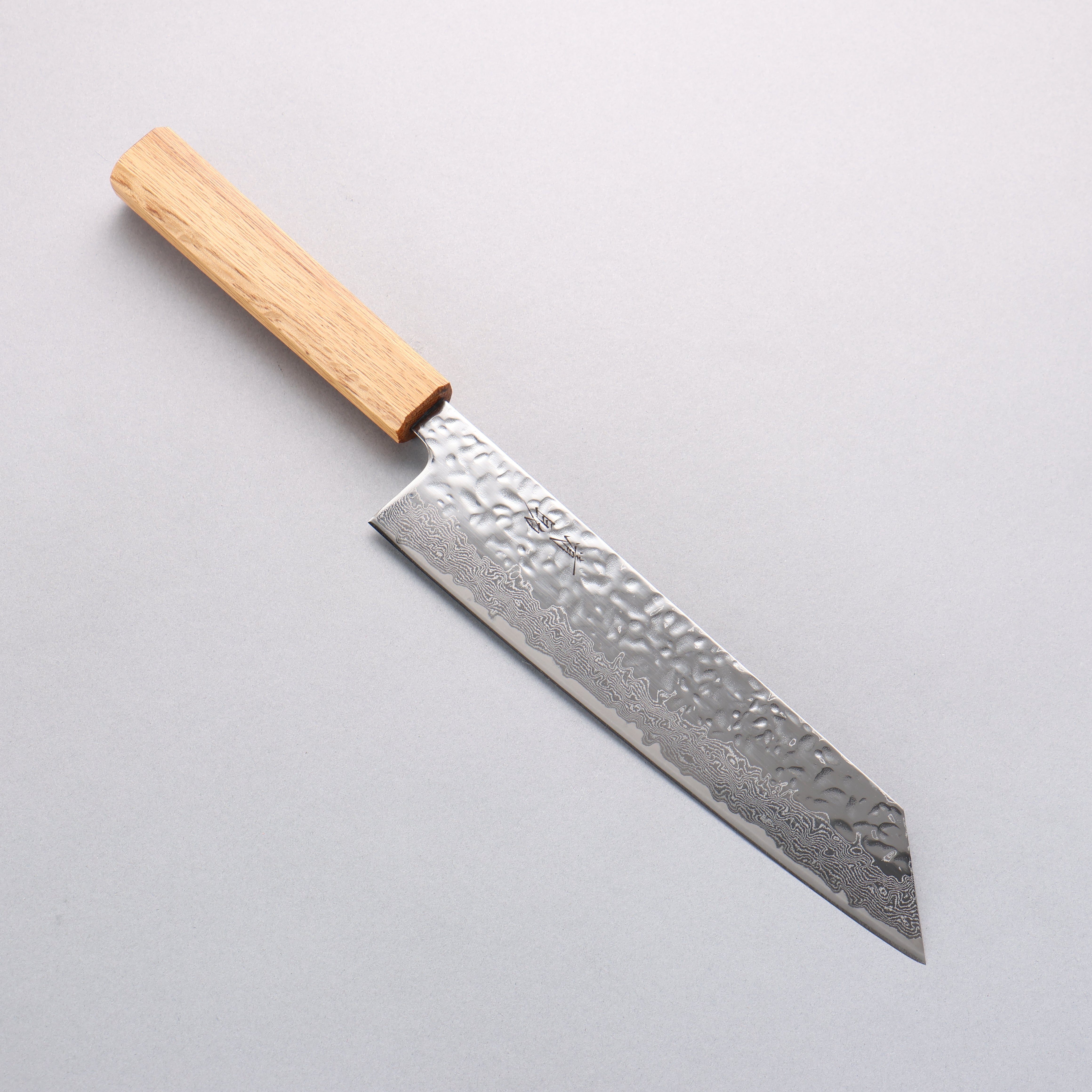 Premium AUS10 Hammered Damascus Kiritsuke Knife 210mm - Japanese Oak Handle - Professional Chef's Knife for Sushi, Sashimi & Precision Cutting