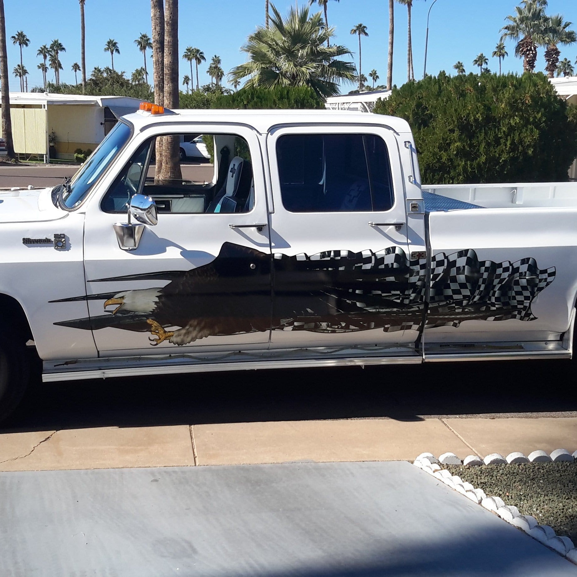 Checkered Flag Bald Eagle Vinyl Decals for Trucks - Patriotic Car Stickers for Windows & Bumpers - Perfect for American Pride, NASCAR Fans & 4th of July Decorations