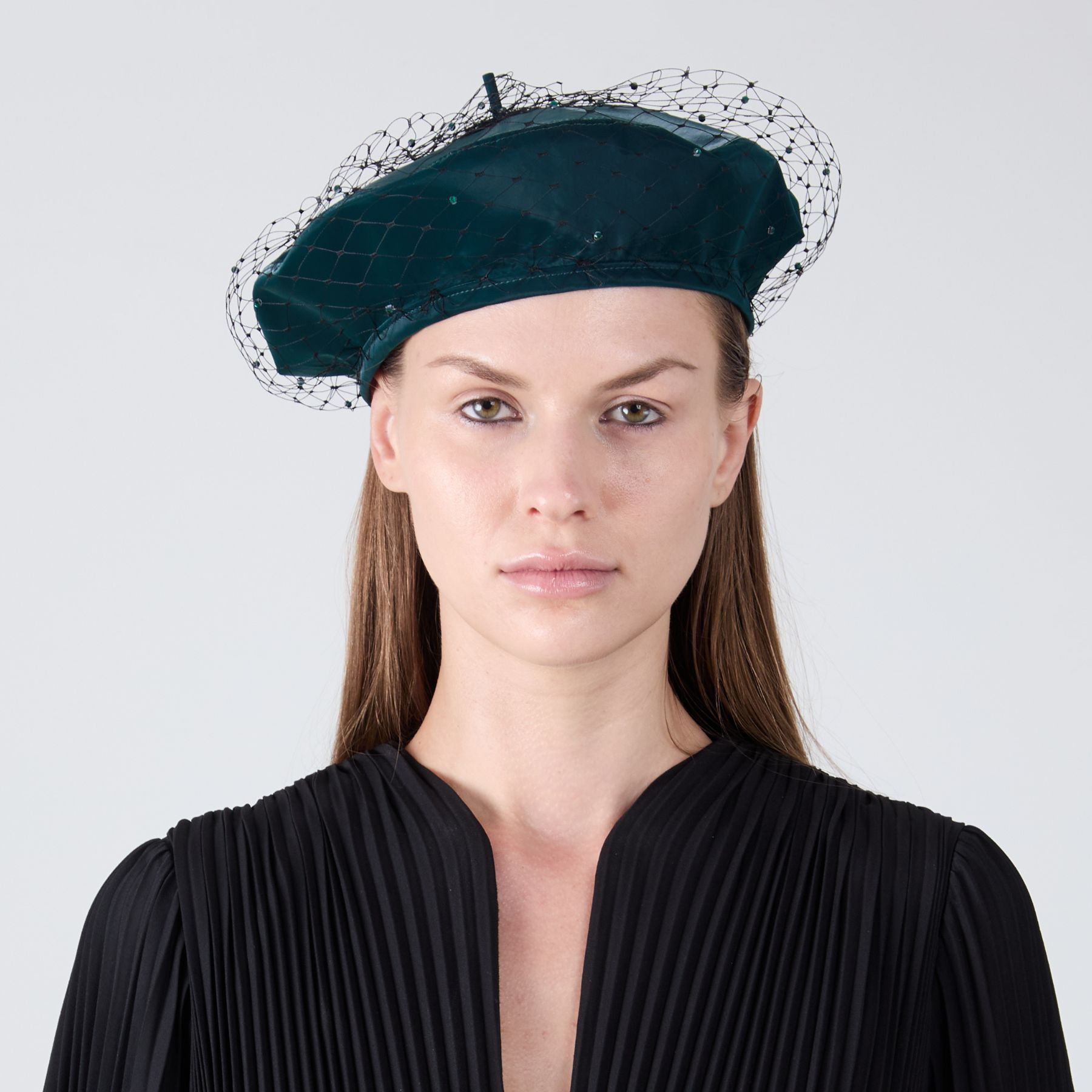 Carter Sharkskin Beret - Stylish & Durable Wool Hat for Women & Men - Perfect for Winter Fashion, Outdoor Activities & Casual Wear