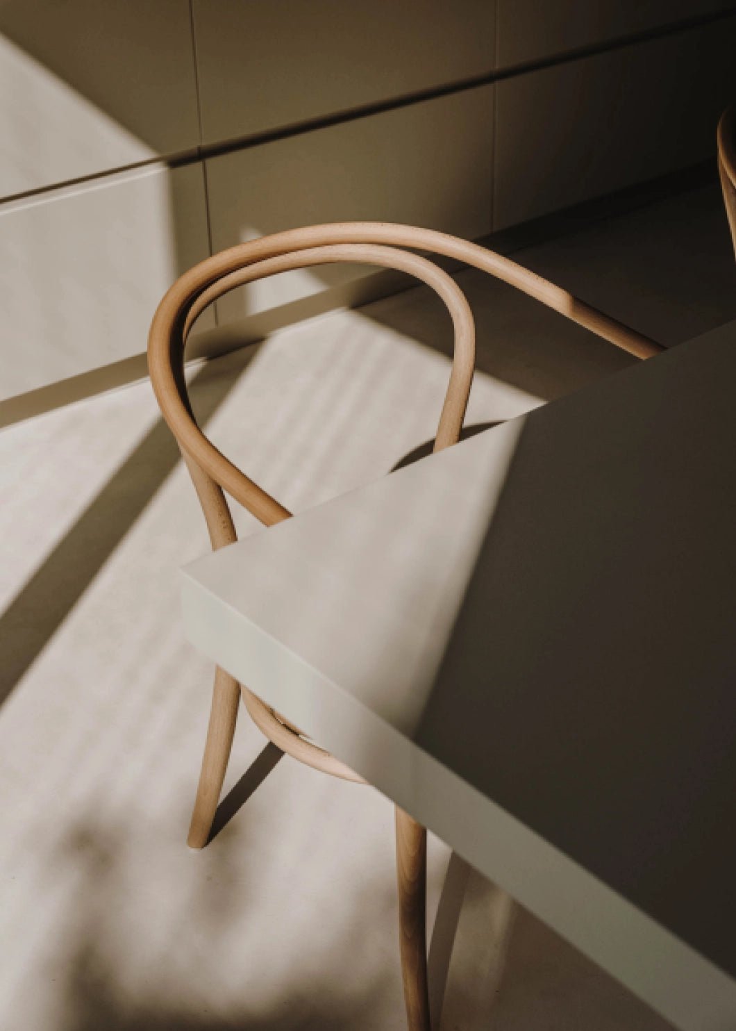August Thonet No. 30 Bentwood Chair by Ton | Vintage Wooden Dining Chair | Mid-Century Modern Furniture for Home, Restaurant & Office