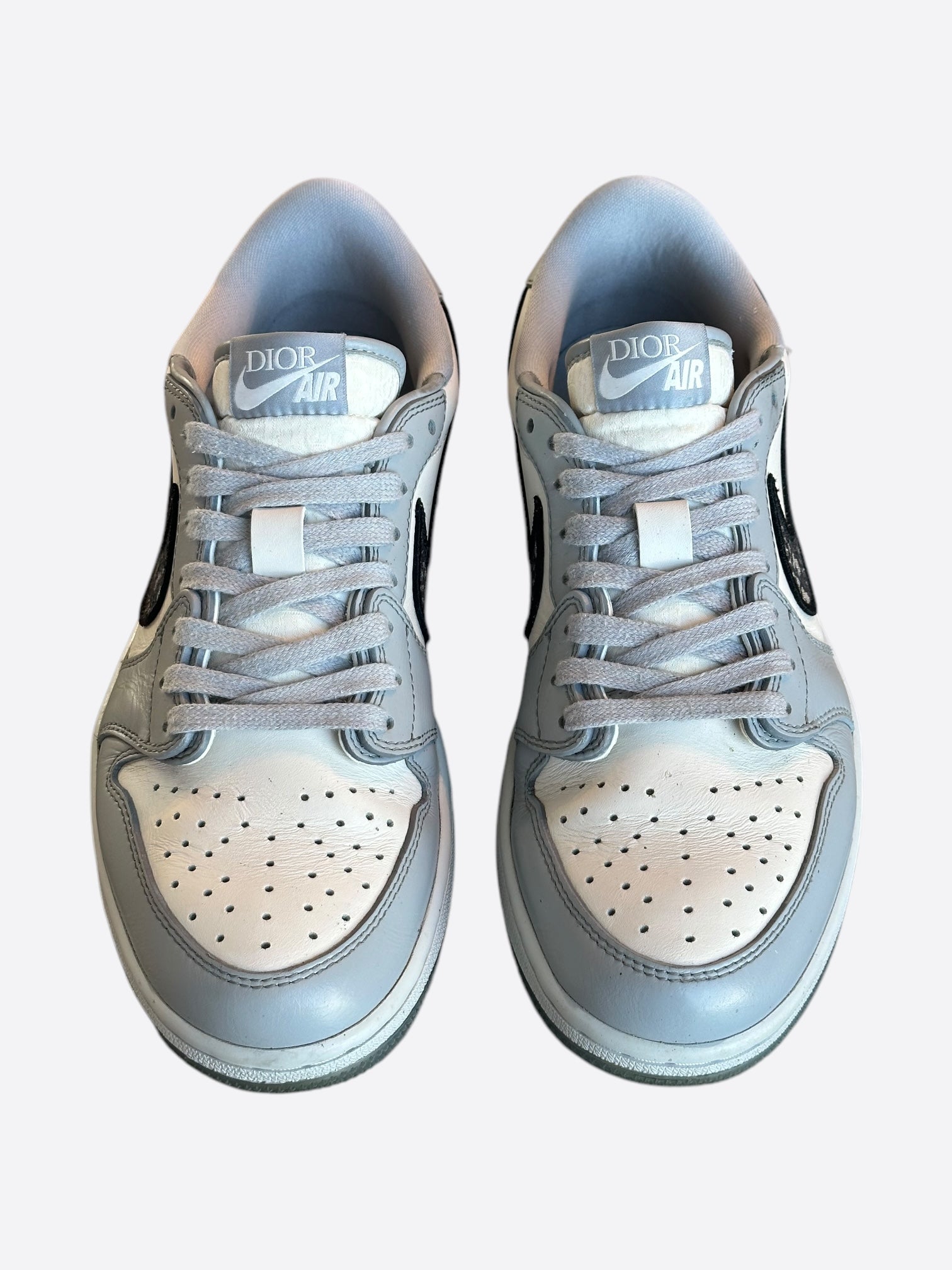 Dior Air Jordan Grey & White Oblique Low Top Sneakers - Men's Luxury Designer Shoes for Casual Wear & Street Style Fashion | Perfect for Everyday Outfits, Sneaker Collectors & Fashion Enthusiasts