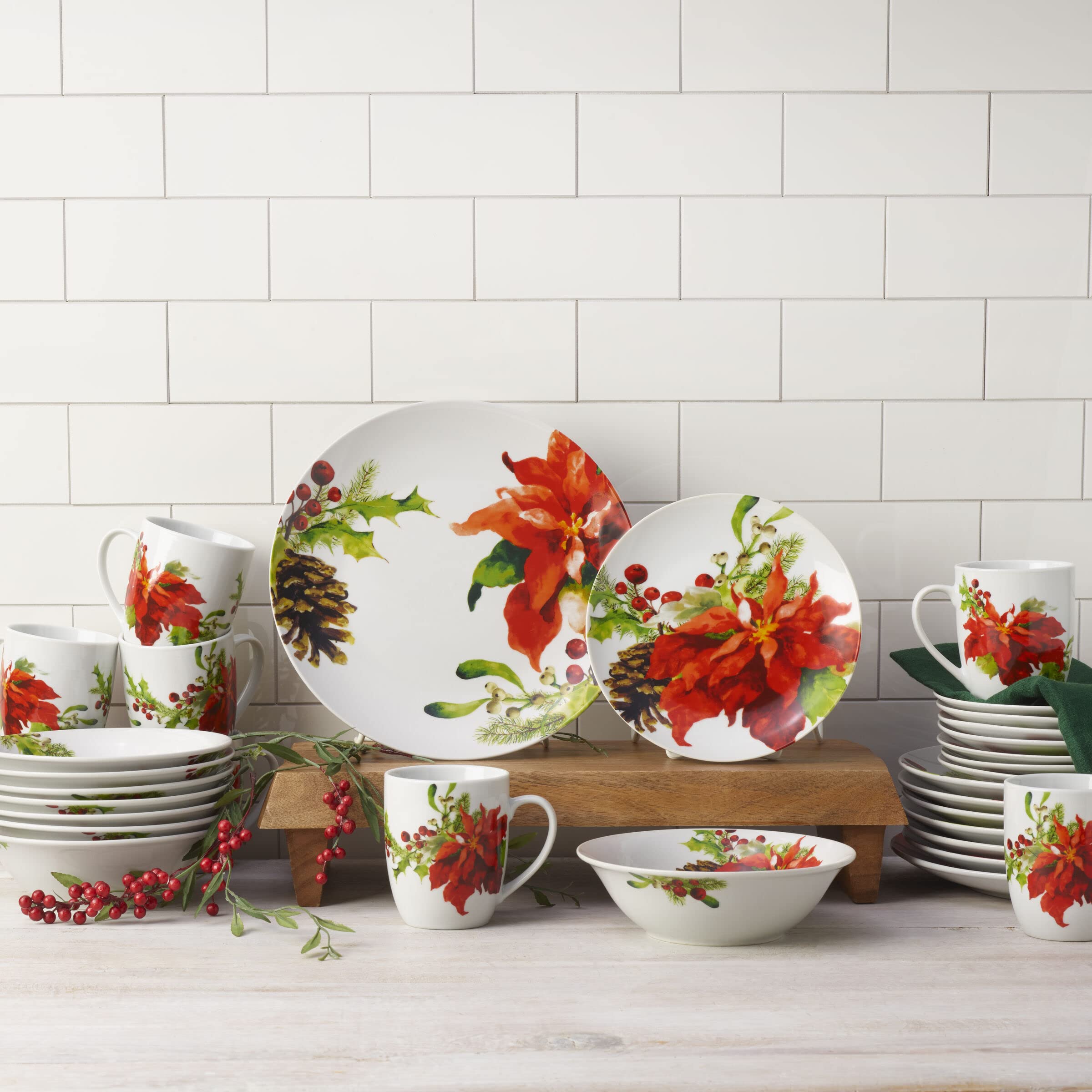 Fitz and Floyd Holiday Home 32-Piece Dinnerware Set - Elegant Porcelain Tableware for Christmas, Thanksgiving & Family Gatherings - Complete Service for 8 with Plates, Bowls & Cups