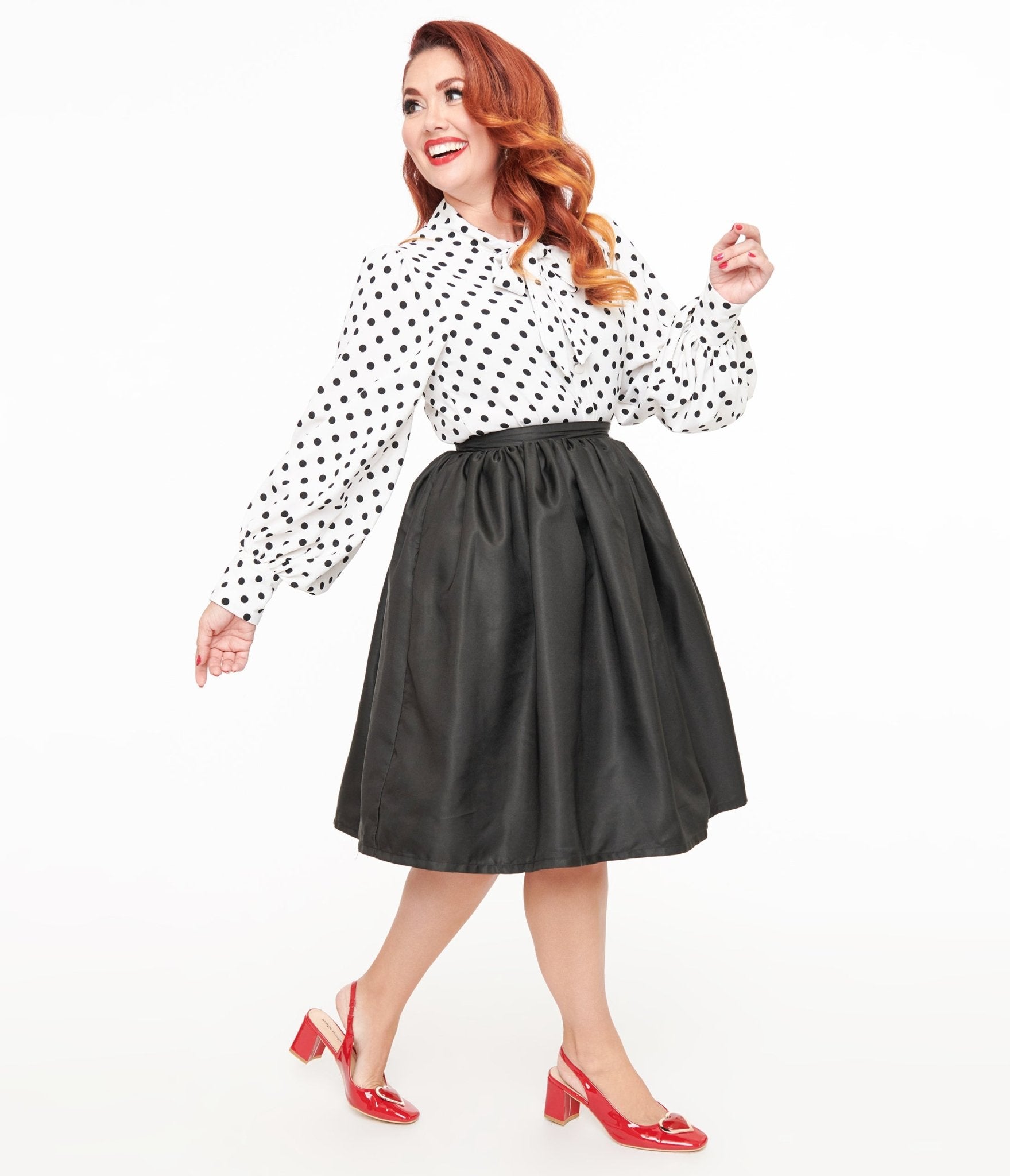Vintage 1950s Black Cotton Swing Skirt - Retro A-Line Circle Skirt for Women | Perfect for Swing Dancing, Cocktail Parties & 50s Themed Events