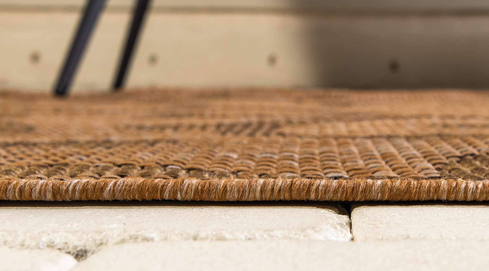 Unique Loom Outdoor Botanical Collection Area Rug - Vine Pattern 7'x10' Rectangle Light Brown/Brown - Perfect for Patio, Deck & Sunroom Decor