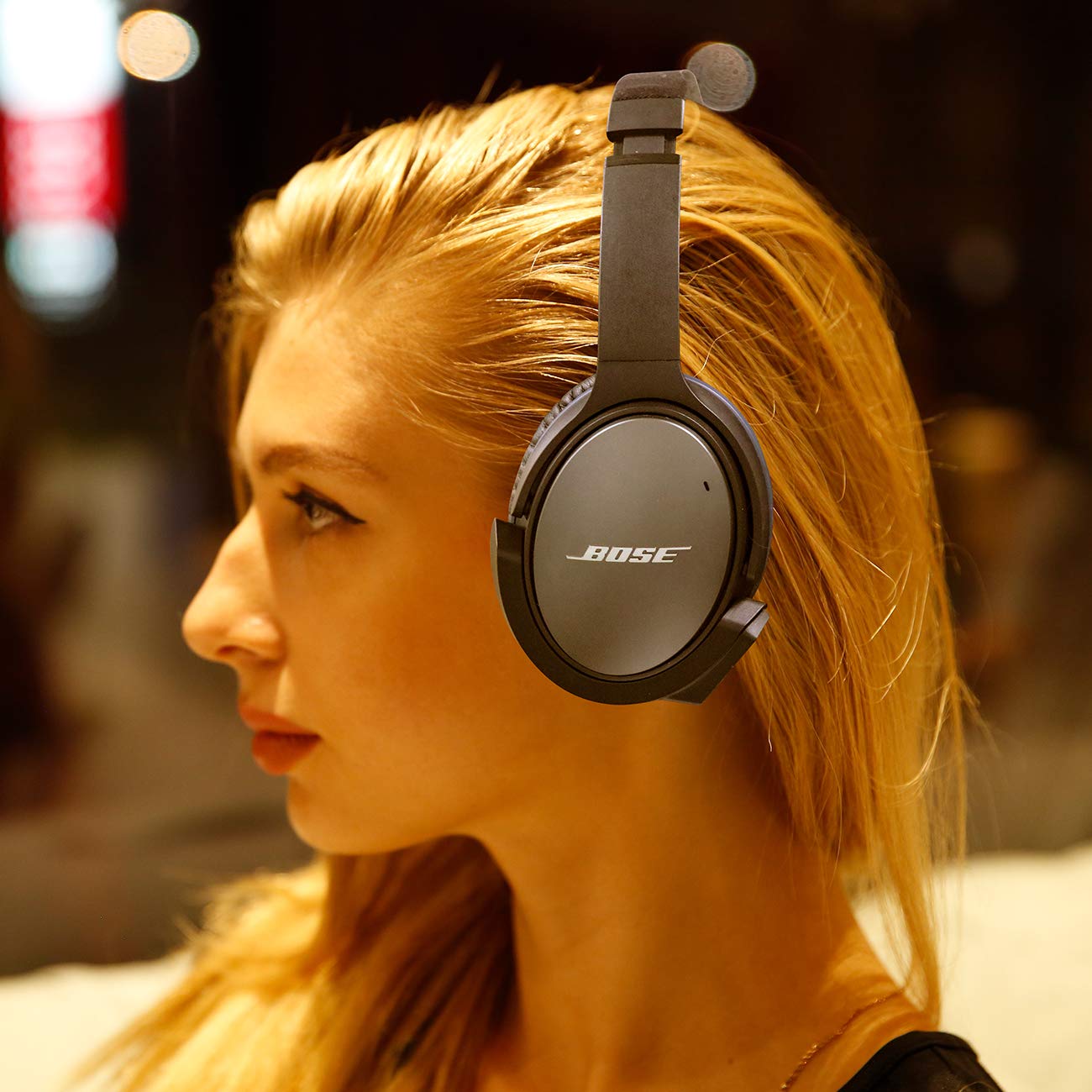 Upgraded aptX Wireless Bluetooth Adapter for Bose QuietComfort QC 25 Headphones with Mic & Volume Control - Black | Wireless Audio Streaming for Music, Movies & Calls | Perfect for Travel, Commuting & Office Use