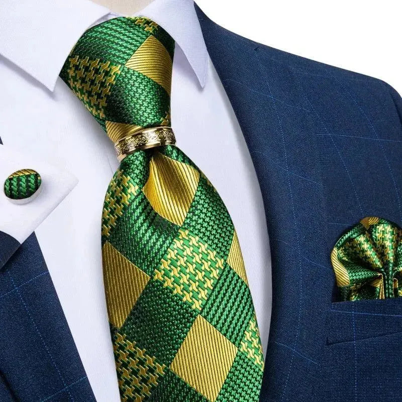 Elegant Checkered Silk Necktie Set for Men - Premium Business & Formal Wear - Perfect for Weddings, Office & Special Occasions