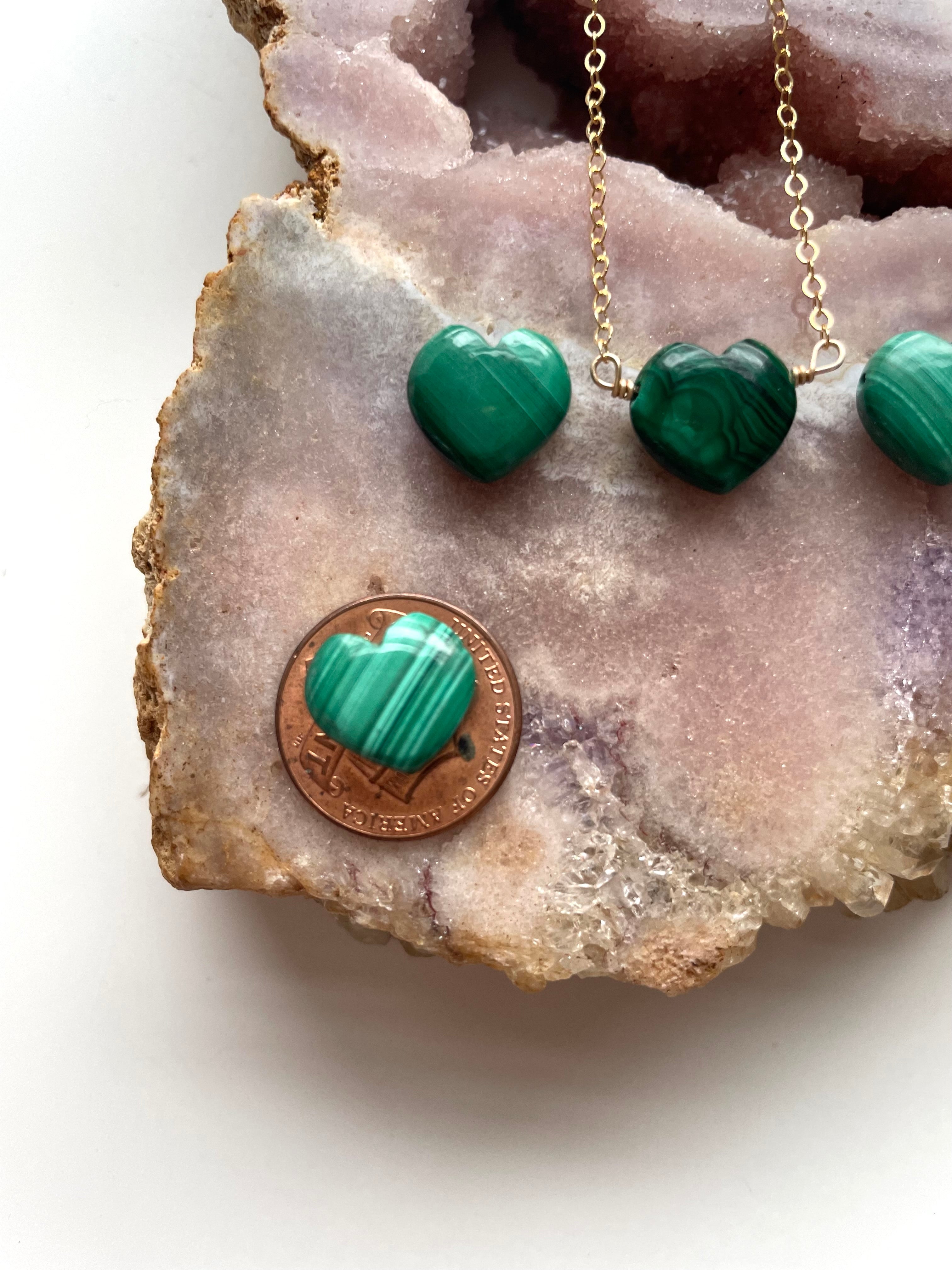 Natural Malachite Heart Pendant Necklace - Healing Crystal Jewelry for Women - Perfect for Meditation, Energy Balancing & Spiritual Gifts