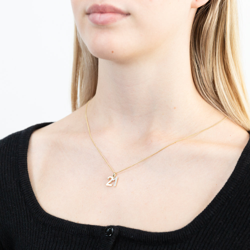 9ct Yellow Gold 21 Diamond Pendant Necklace for Women - Elegant Jewelry Gift for Anniversary, Birthday & Special Occasions