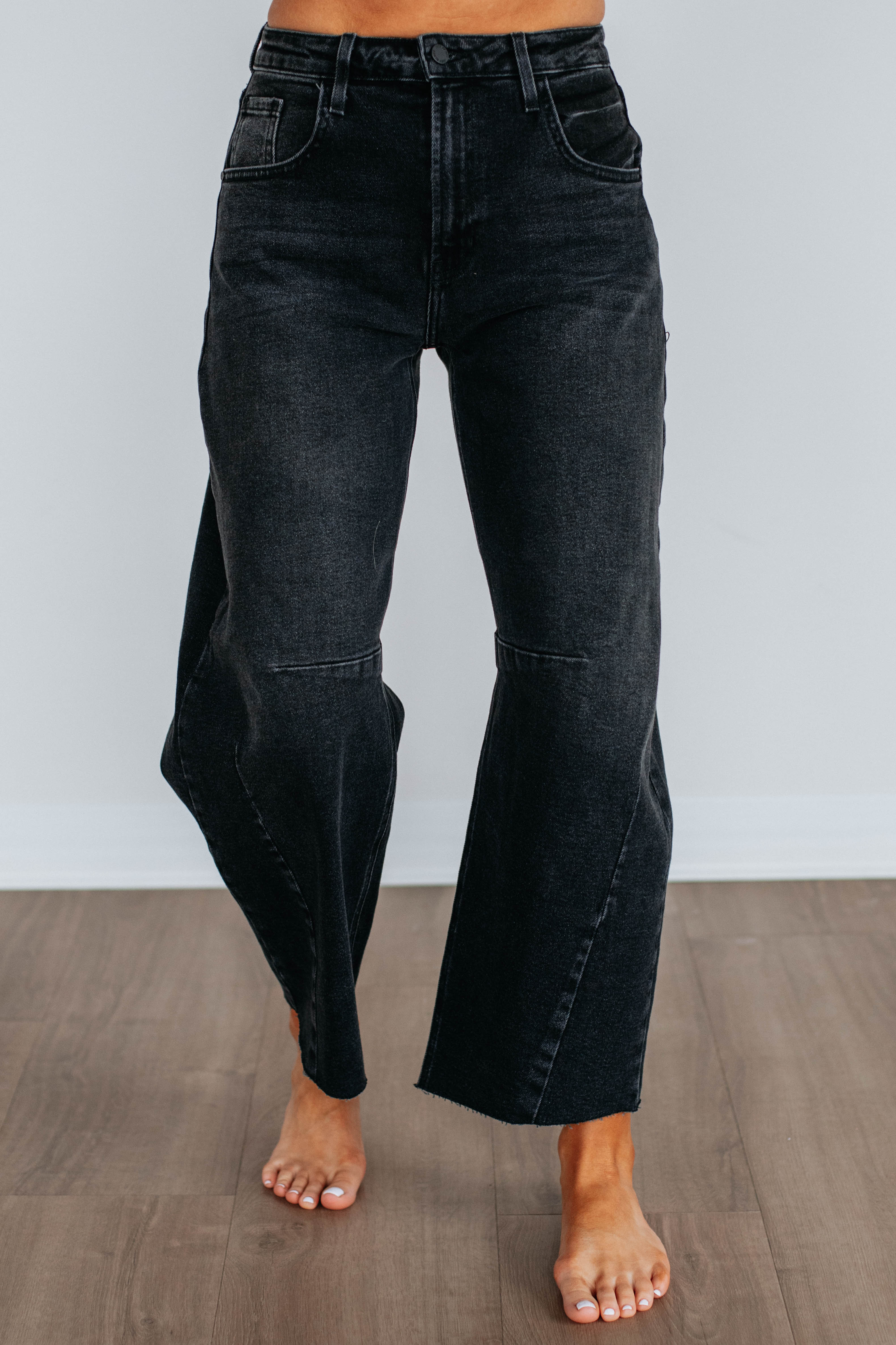 Beatrix JBD Vintage Black High Waist Jeans for Women - Retro Distressed Denim Pants - Perfect for Casual Outfits & Streetwear Fashion