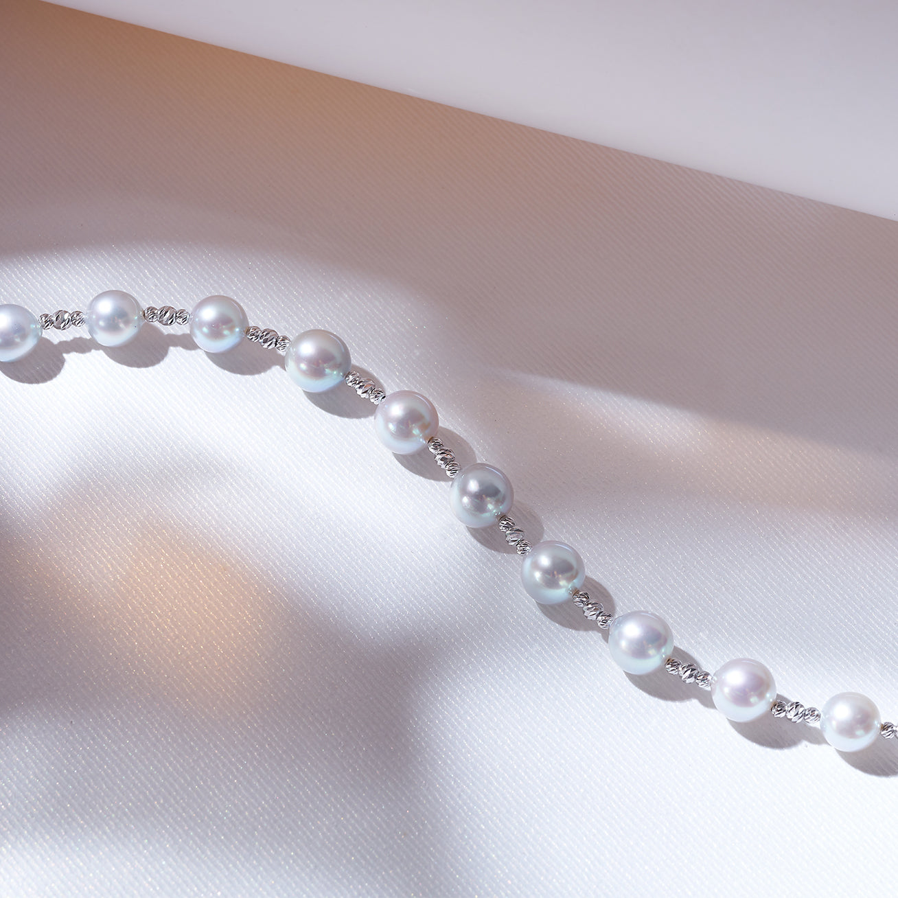 18K Solid Gold Silver Blue Akoya Pearl Bracelet for Women - Elegant Jewelry Gift for Wedding, Anniversary & Special Occasions | KB00037