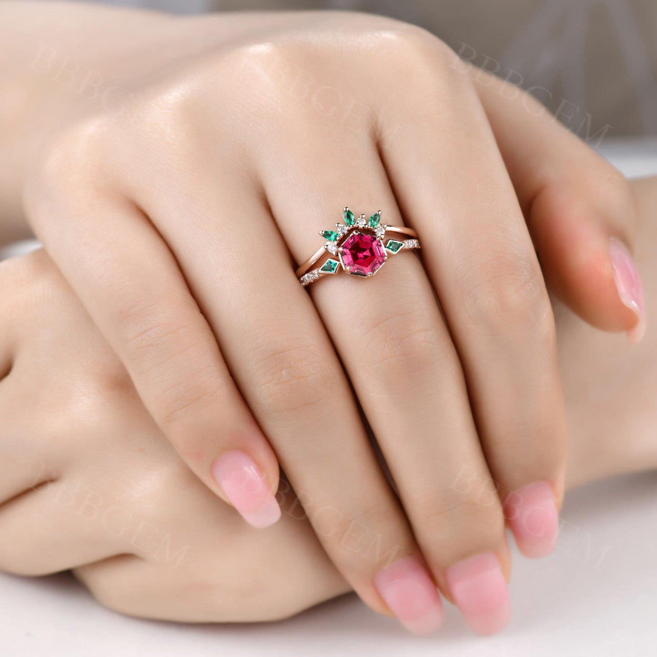 3 Stones Hexagon Lab Ruby with Kite Cut Emerald Sidestones Wedding Ring Set in Bezel & Prong Rose Gold Setting - Perfect for Engagement, Anniversary, and Bridal Jewelry Gifts