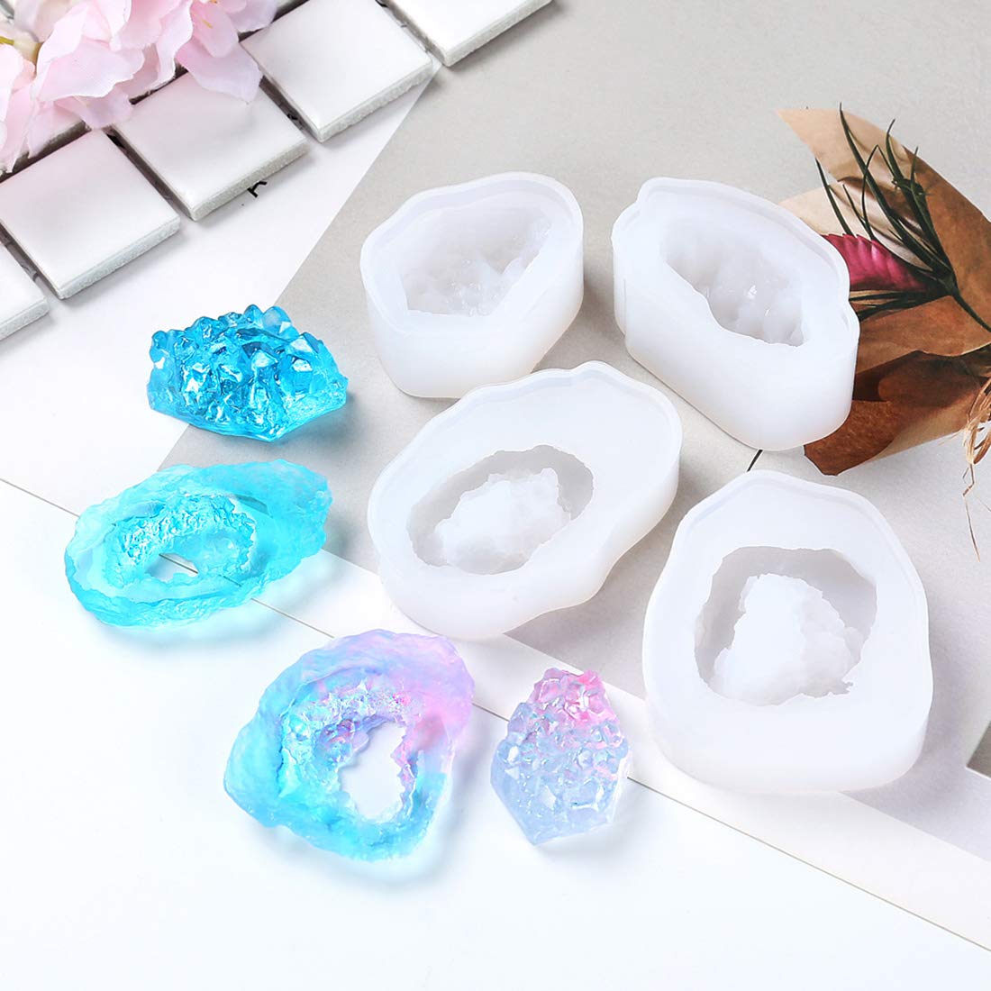 FineInno 4PCS Crystal Cluster Resin Molds - Small Quartz Silicone Molds for Epoxy Resin Casting, DIY Jewelry Making, Pendant Craft - Perfect for Home Decor, Gift Making & Geode Art Projects