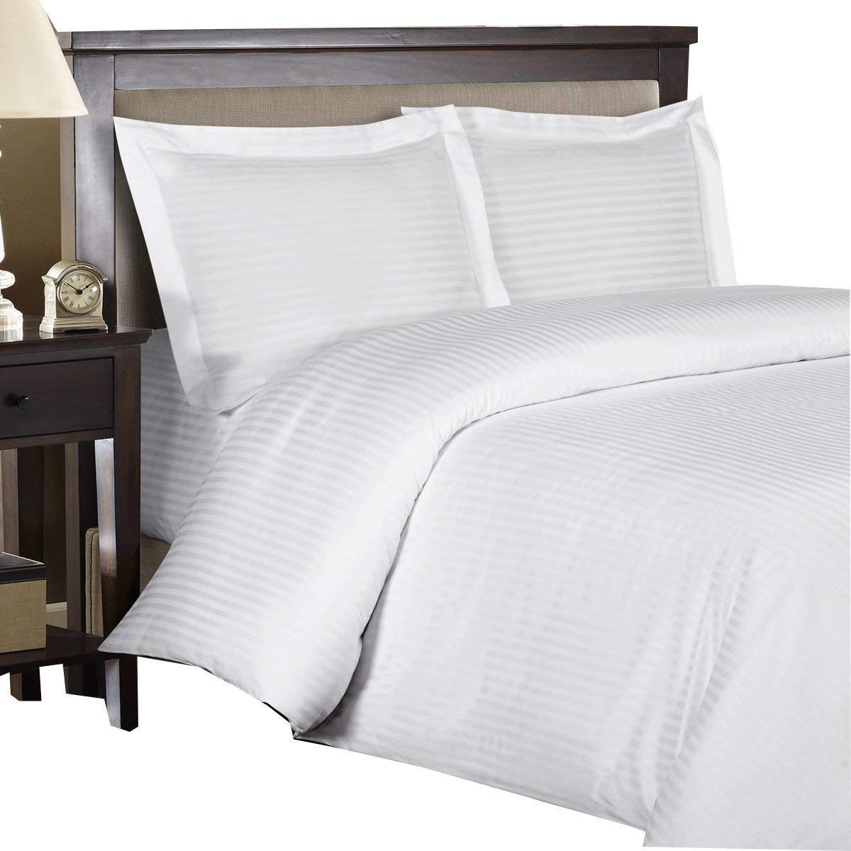 Premium 550 Thread Count Organic Cotton Duvet Cover Set - 5 Piece (1 Duvet Cover + 4 Pillow Shams) with Button Closure, Full/Queen Size, White Stripe - Luxury Bedding for Master Bedroom & Guest Room
