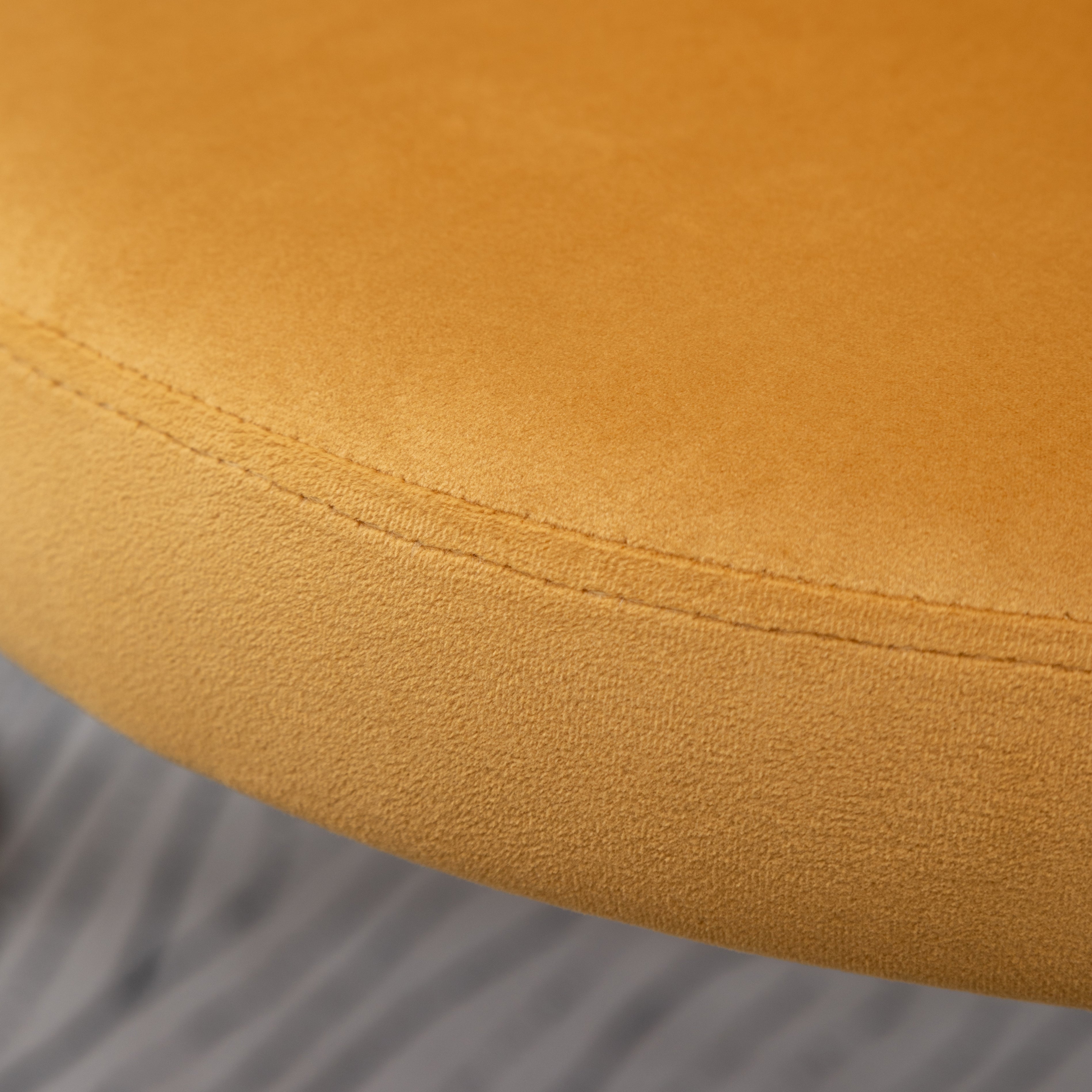 Roundhill Furniture Amoa Contemporary Velvet Upholstered Dining Chairs - Set of 2, Yellow - Modern Comfort for Kitchen, Dining Room & Home Office