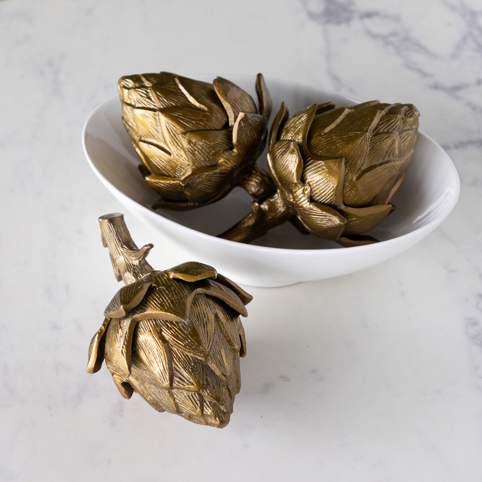Gilded Artichoke - Elegant Home Decor for Living Room, Dining Table & Wedding Centerpieces | Gold Leaf Artichoke Sculpture for Luxury Interior Design