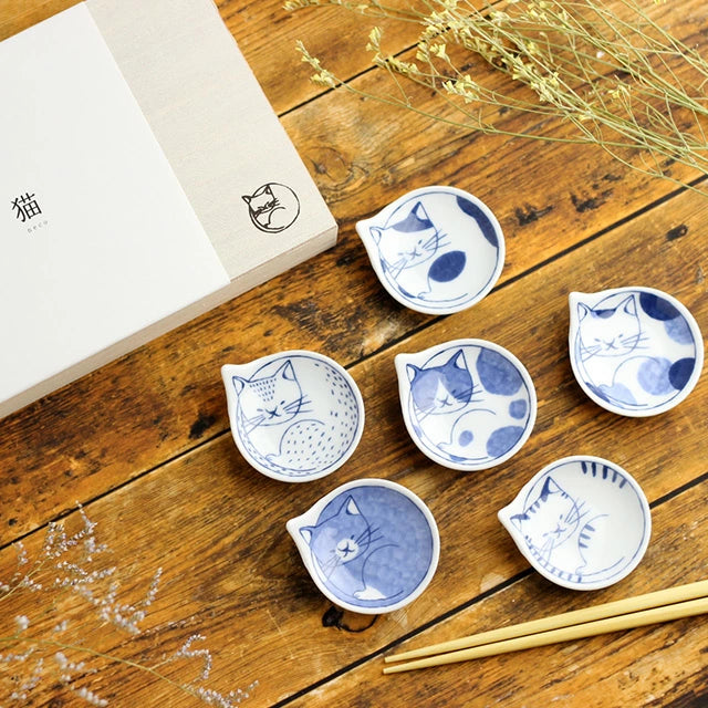 Hasami Yaki Small Plate Set of 6 - Japanese Ceramic Dishes for Sushi, Appetizers & Desserts - Perfect for Home Dining & Party Serving