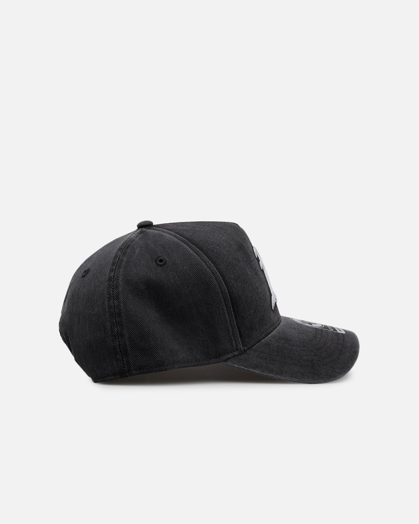 47 Brand Oakland Athletics 'Washed Black' Snapback Hat - Adjustable Baseball Cap for Men & Women - Perfect for Sports Games, Casual Wear & Fan Collections