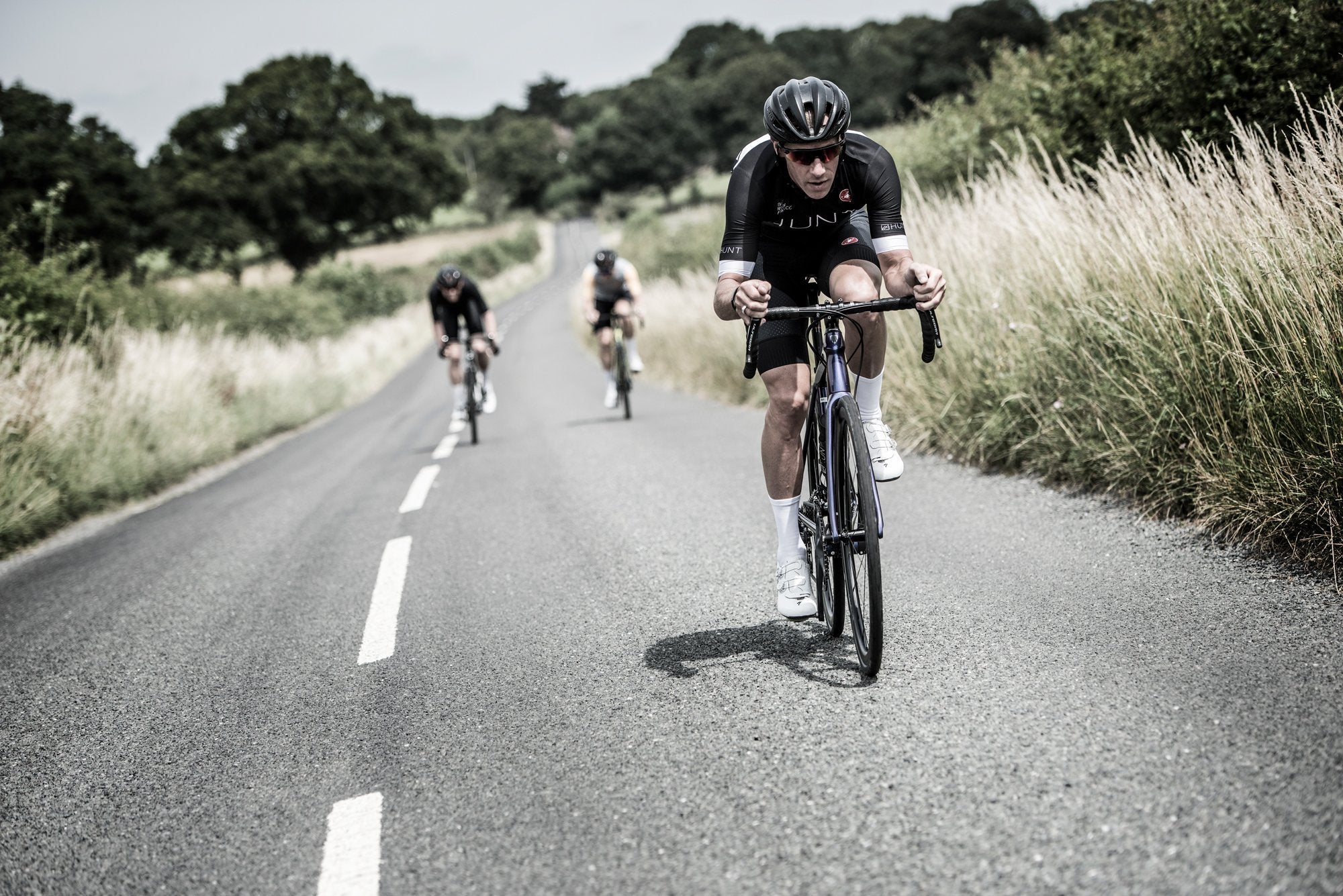 RE:NEW HUNT 34 Aero Wide Disc Wheelset - Lightweight Carbon Road Bike Wheels for Speed & Performance | Perfect for Road Racing, Triathlons & Endurance Cycling